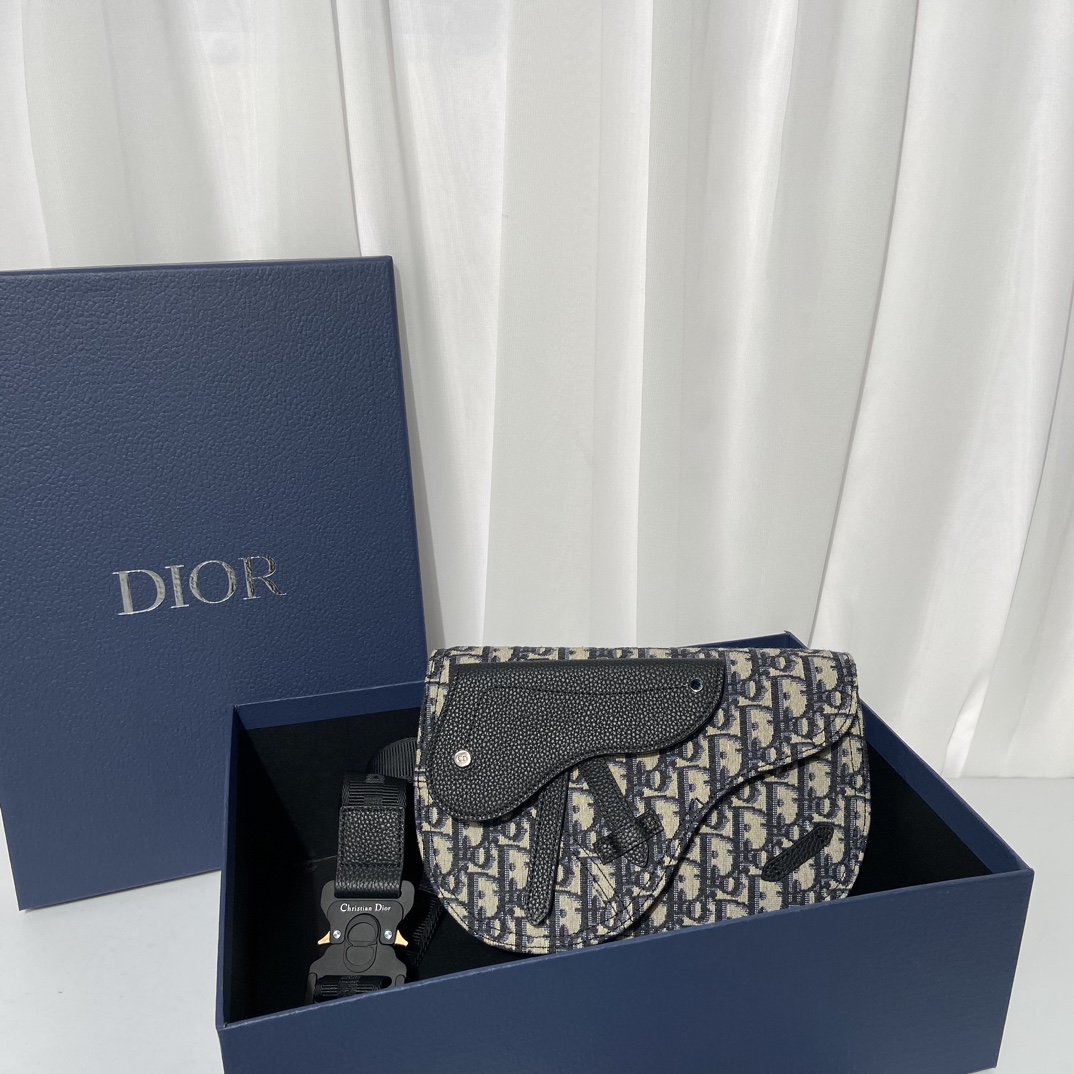 Túi Xách Nam Dior Oblique Màu Trắng 80014