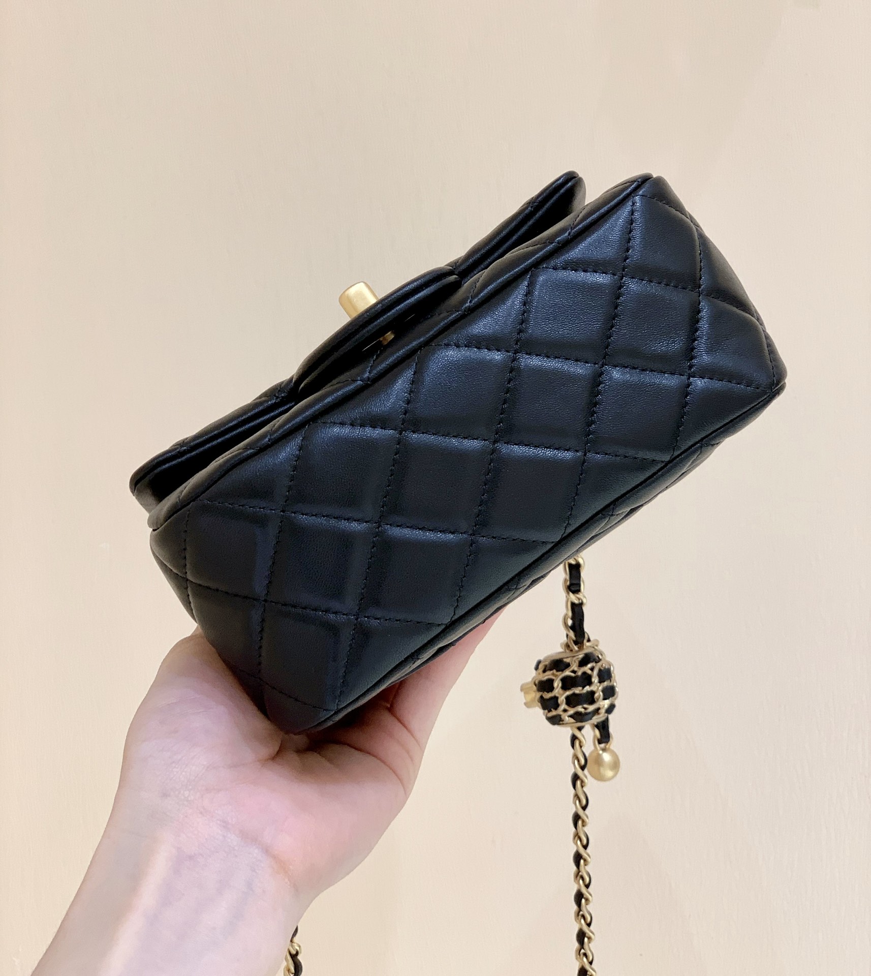 Túi Xách Chanel CF Mini Màu Đen AS1786 