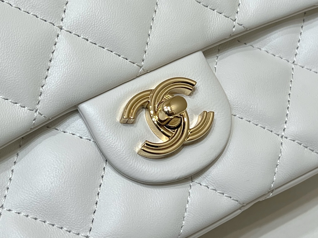 Túi Xách Chanel AP4023 Màu Trắng