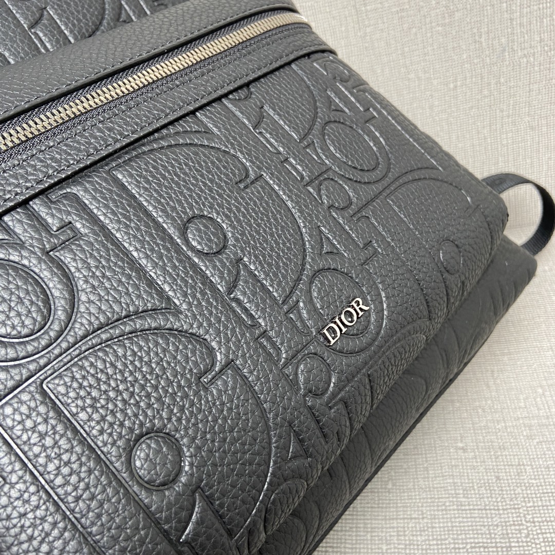 Bao nam Dior 9252 màu đen 