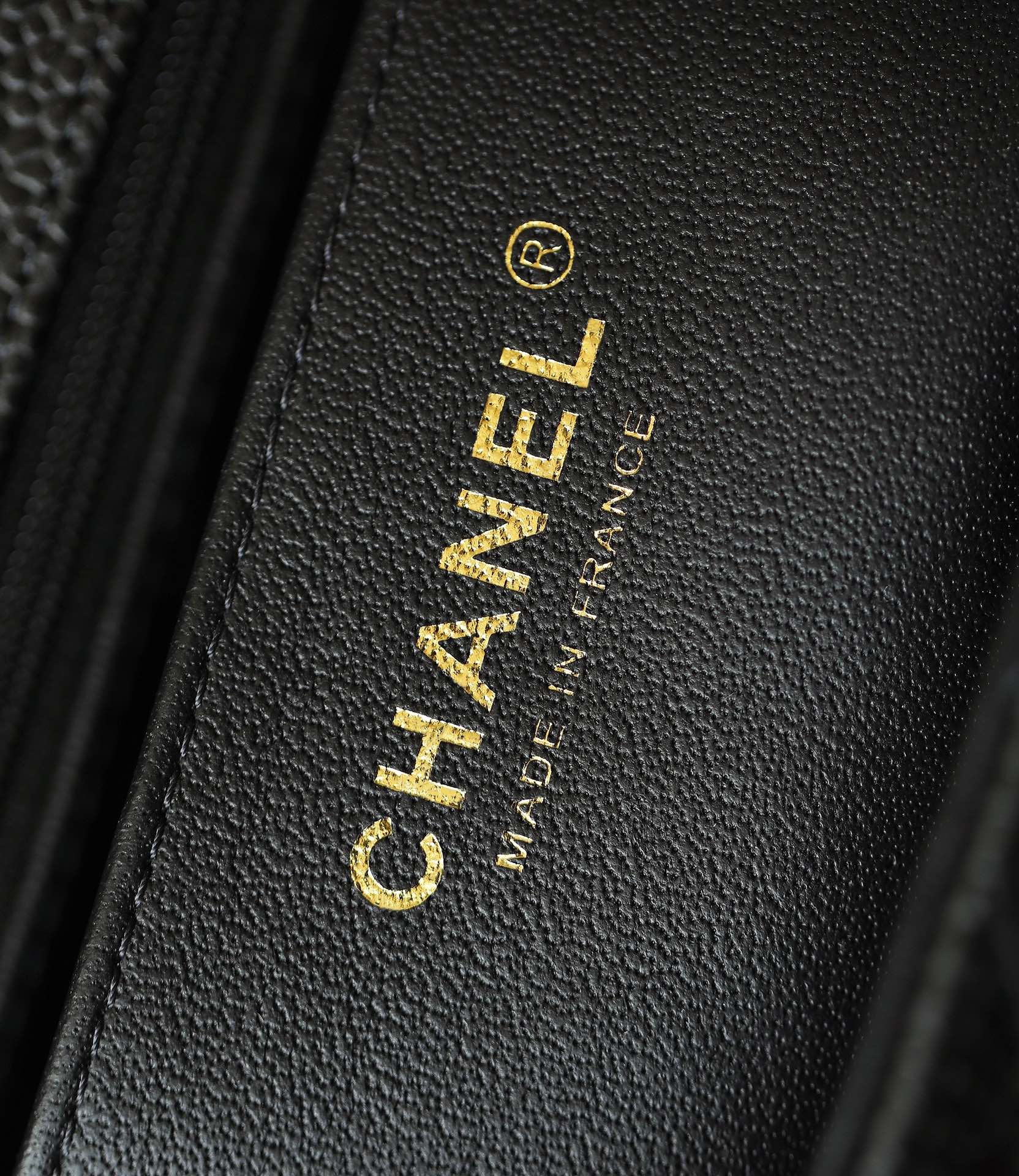 Túi xách Channel Classic A1115 màu đen da bò 
