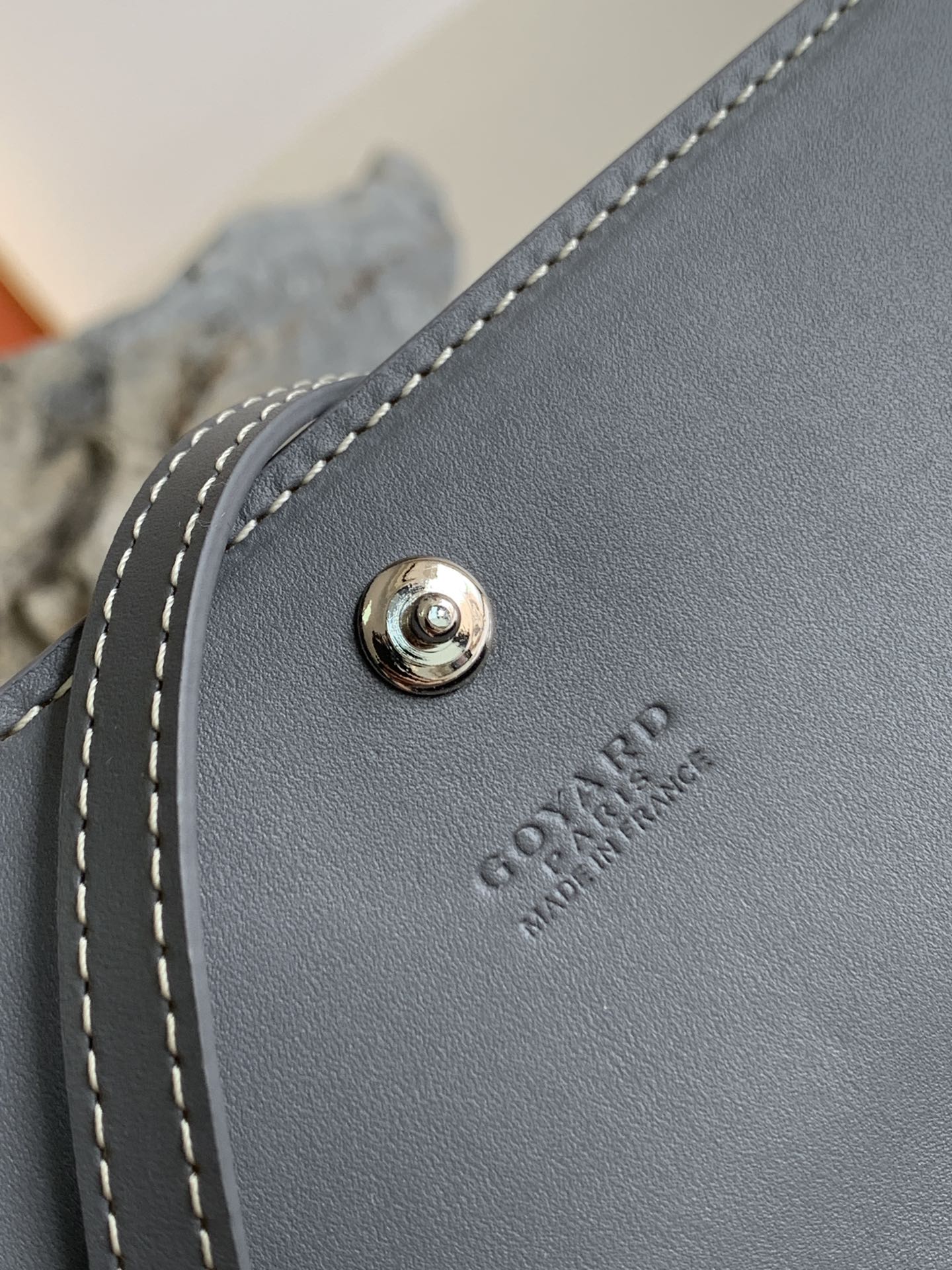 Goyard Varenne M8118 (grey)