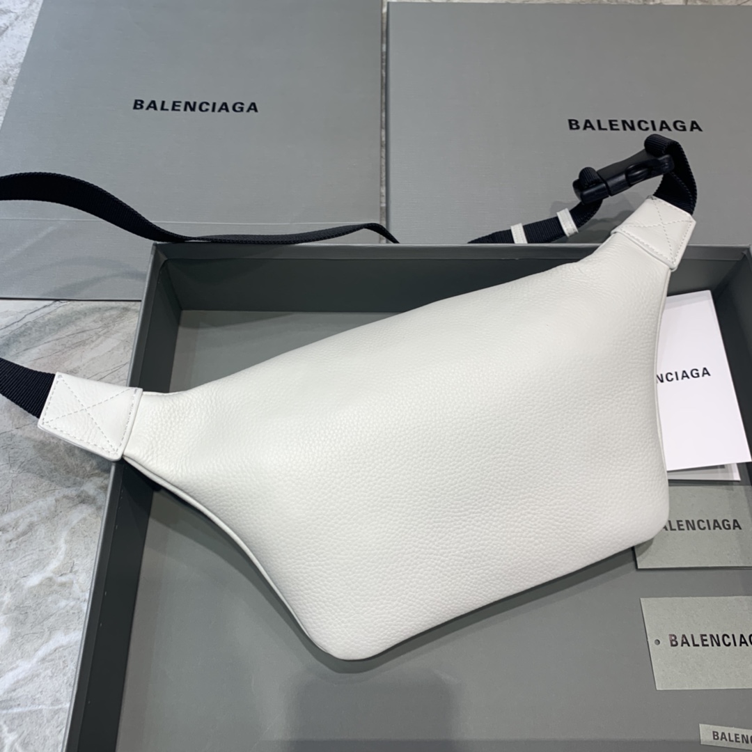 Túi đeo hông BALENCIAGA 180406480 màu trắng 