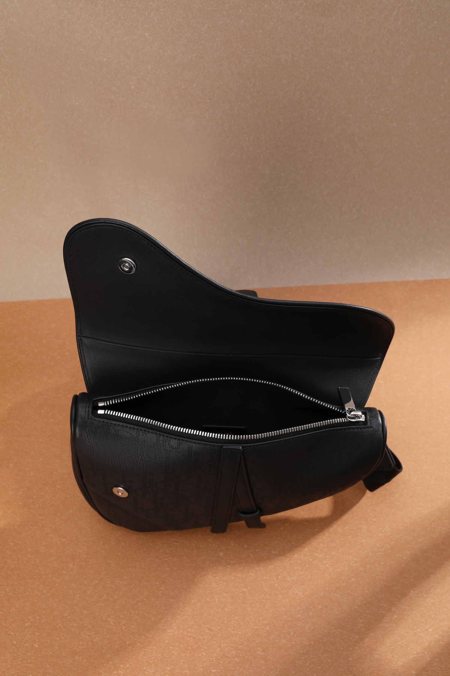 Túi Xách Nam Saddle Dior Oblique Màu Đen 9813