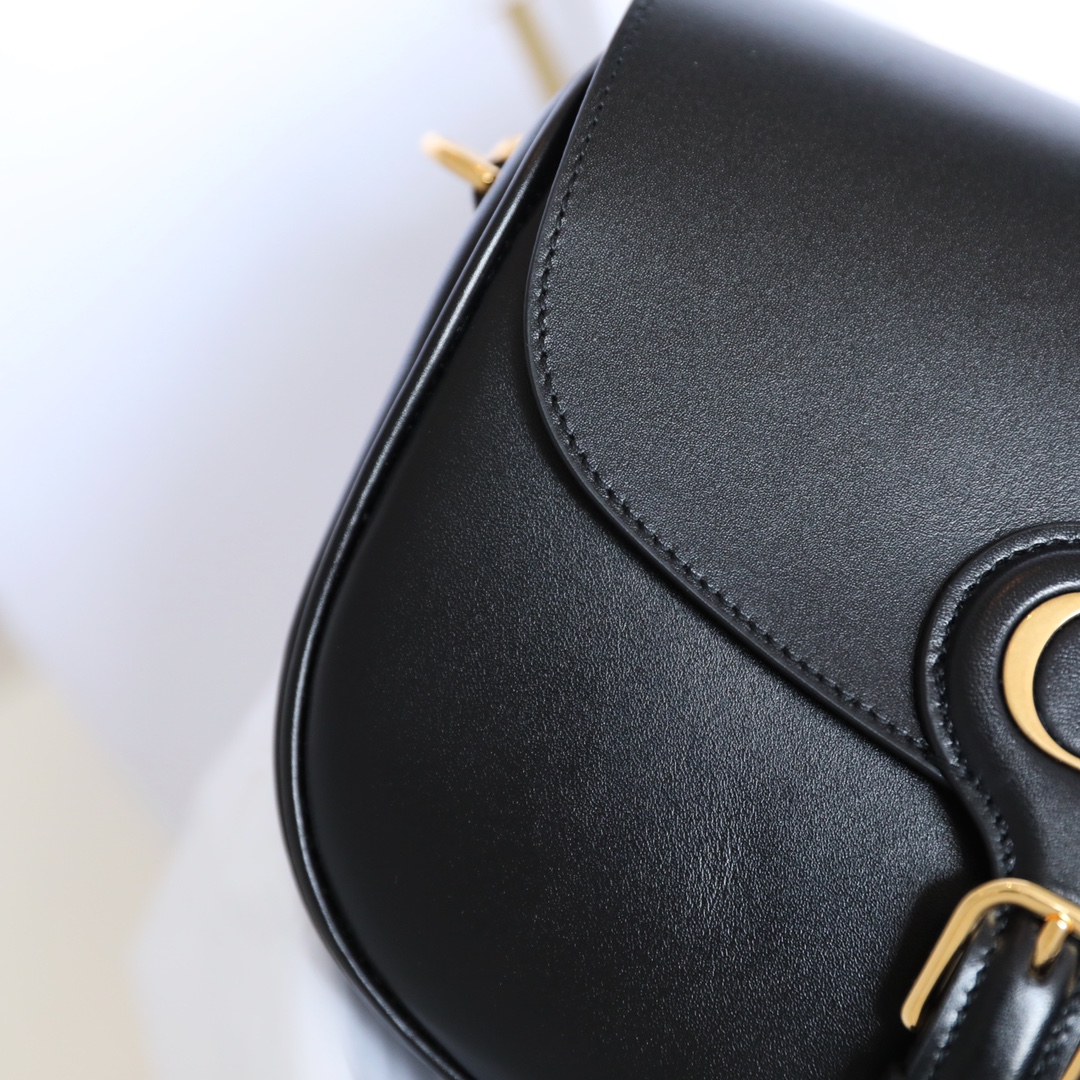 Túi Xách Nữ Dior Bobby Màu Đen 