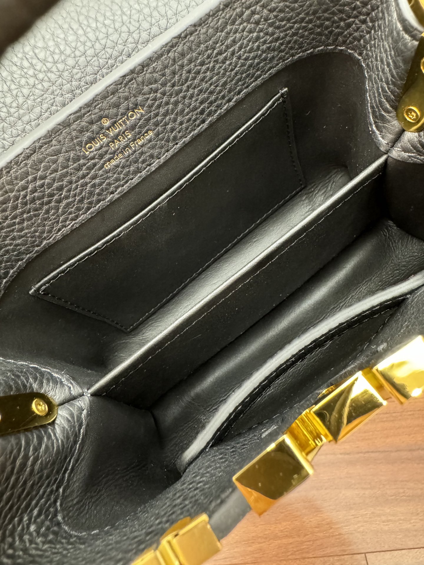 Túi xách Sac Capucines Minim56669