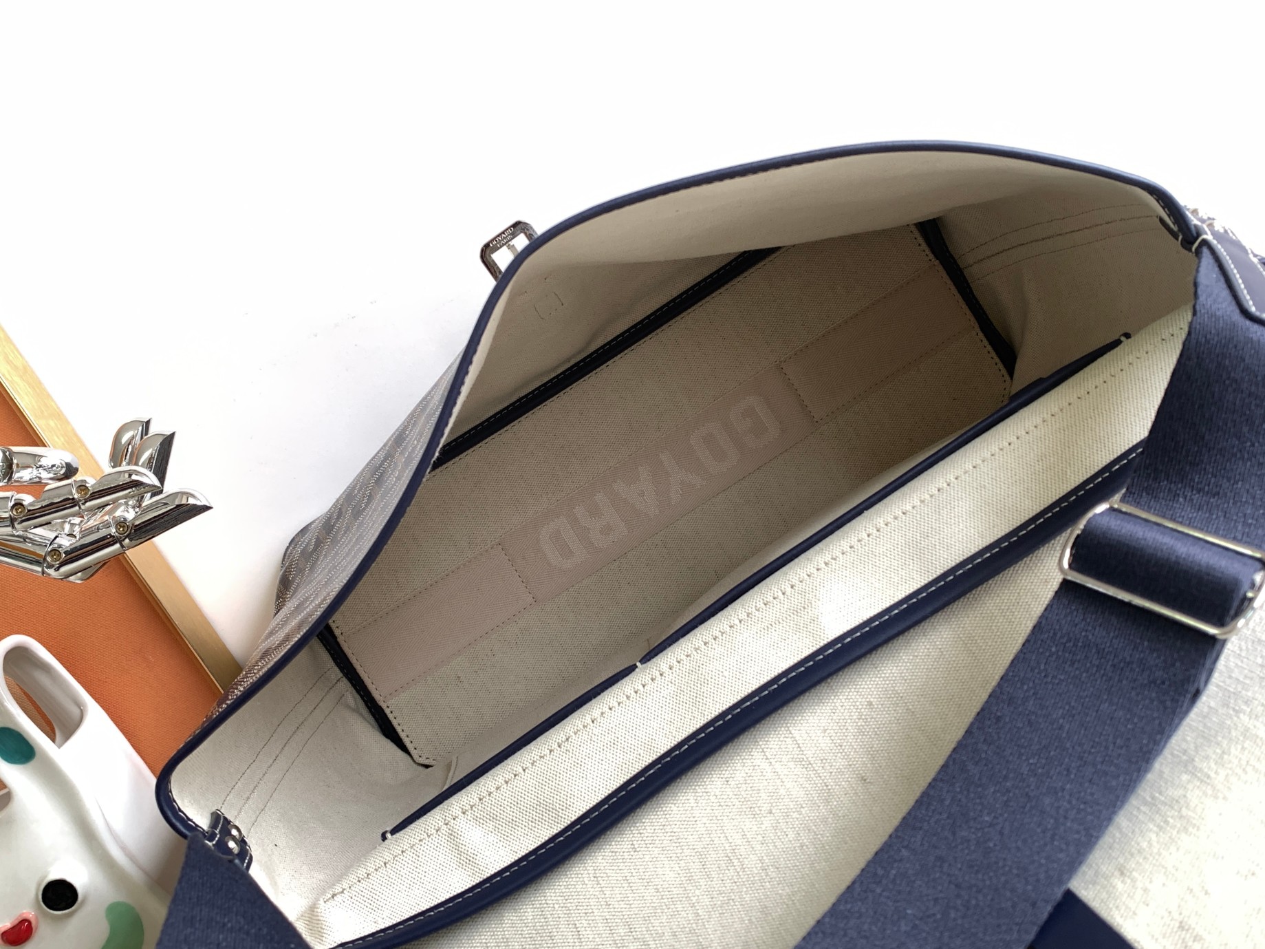 Túi xách Goyard 8130 màu xanh dương 