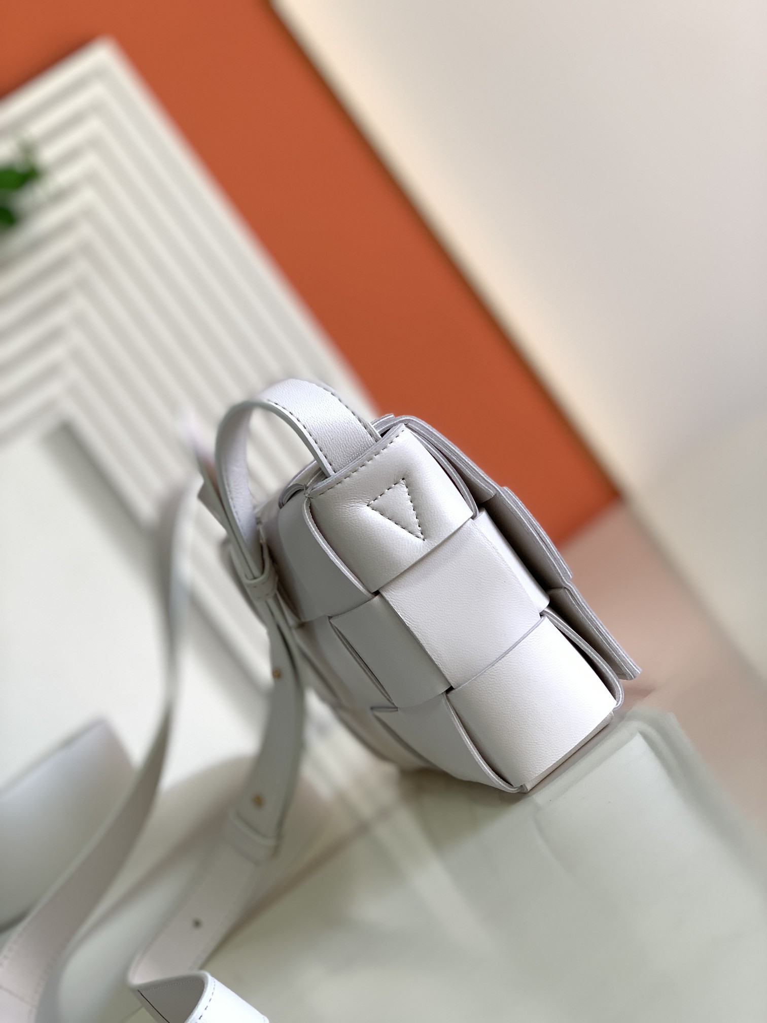 Bottega Veneta Cassette Màu Trắng