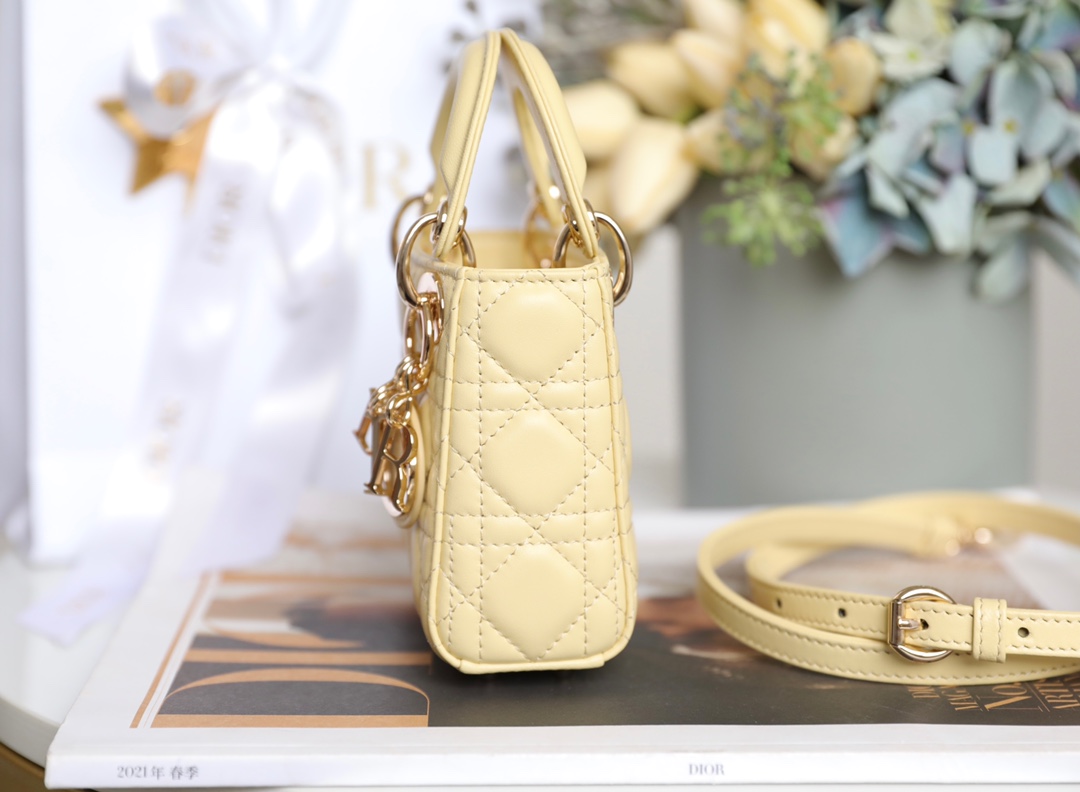 Túi Xách Lady Dior Nữ Mini Màu Vàng