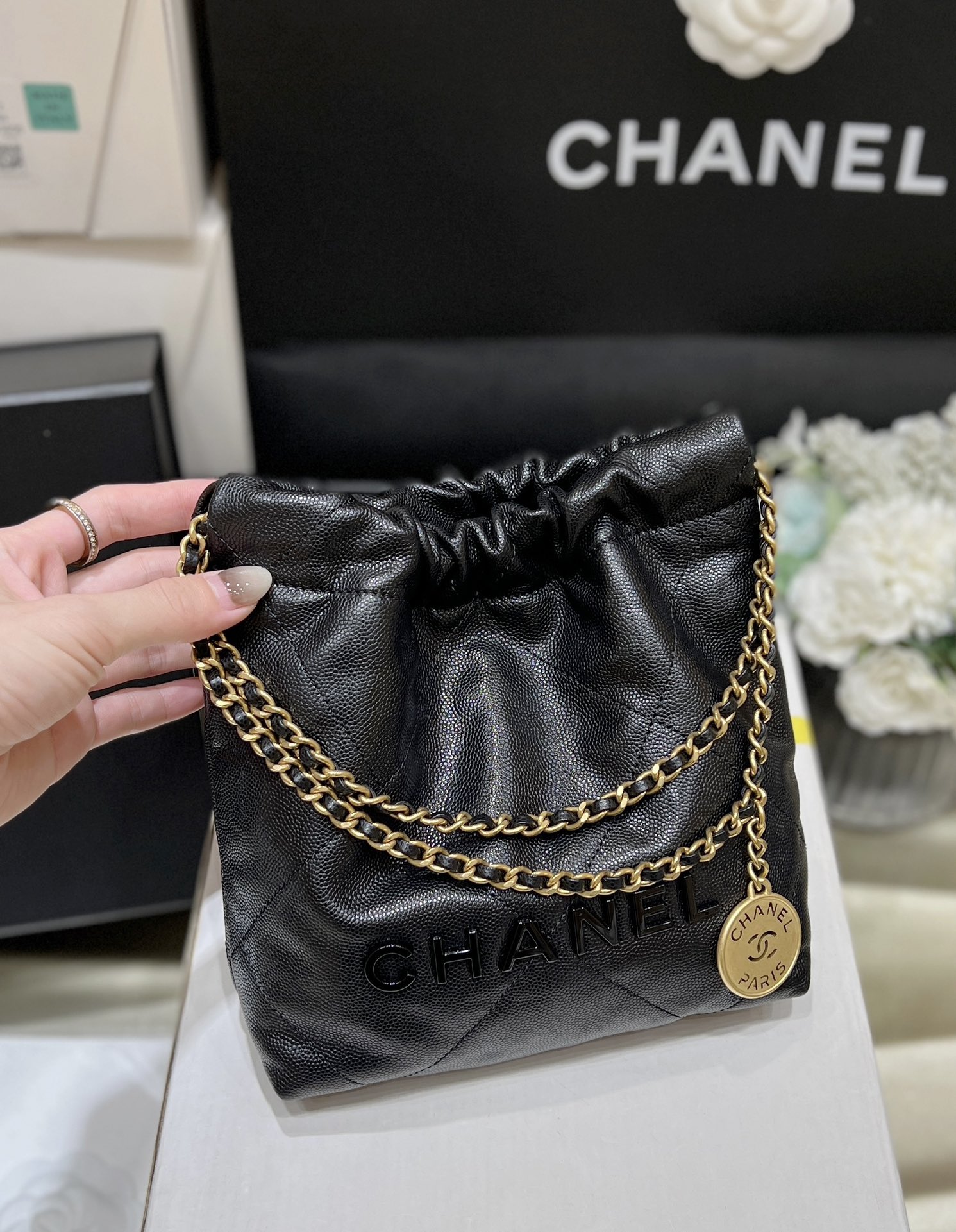 Túi Xách Chanel C22Bag AP3980 Màu Đen