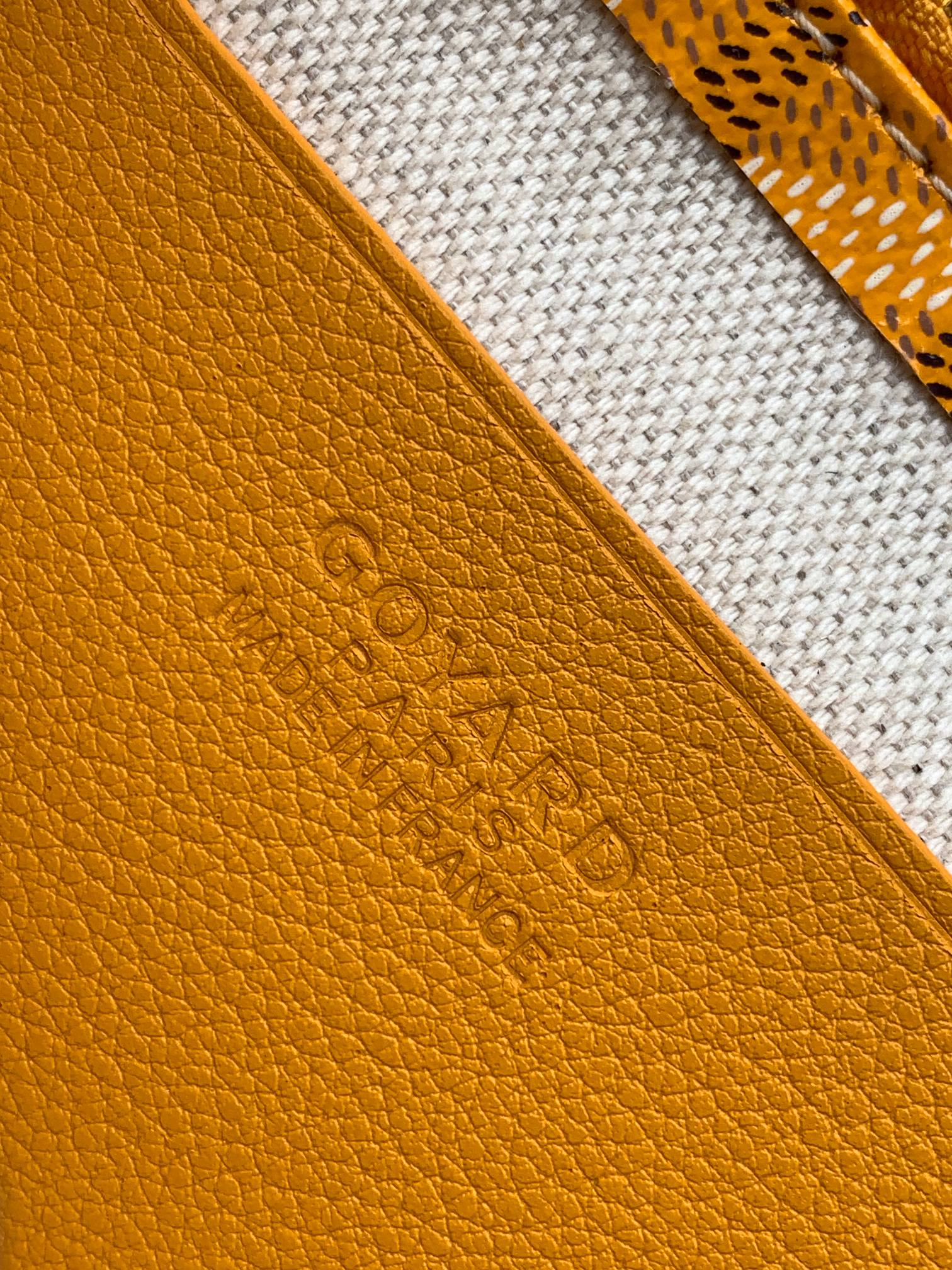 Goyard Plumet 8015 (yellow)