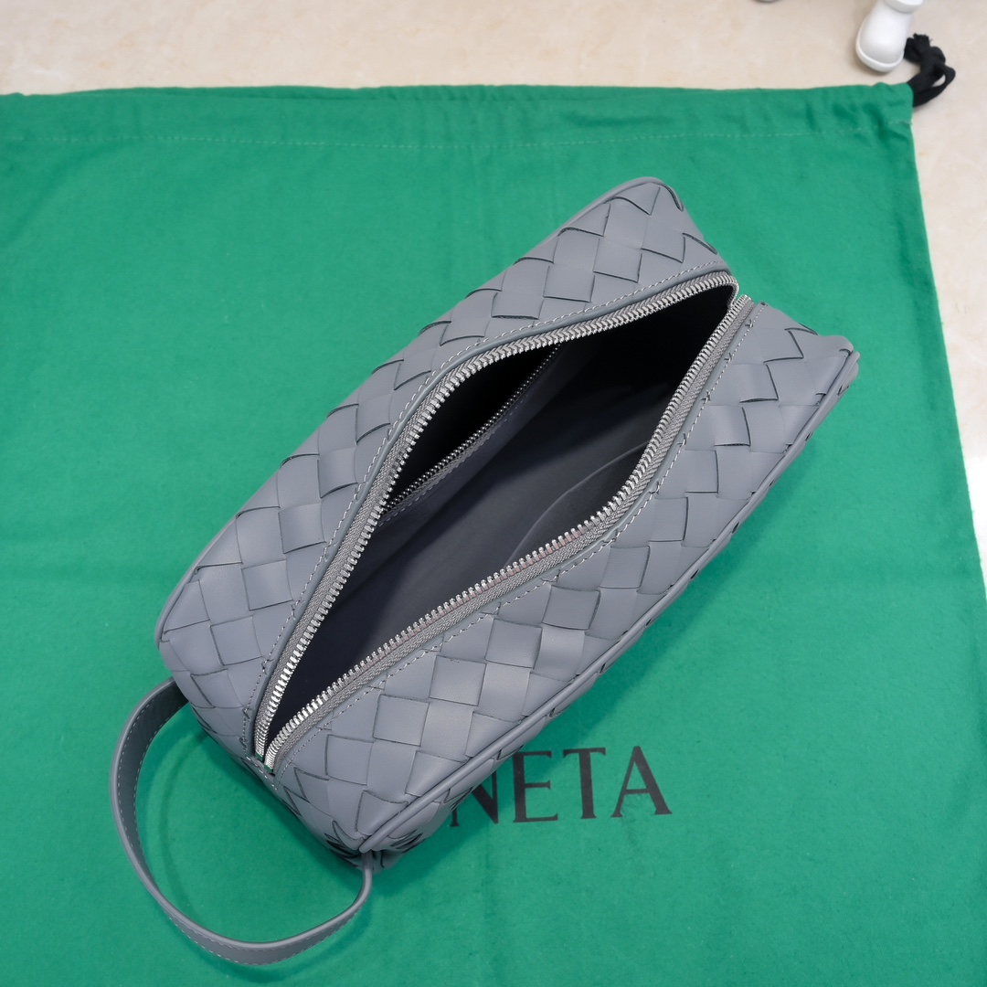Túi Xách Nam Bottega Veneta 7799 Màu Xám 