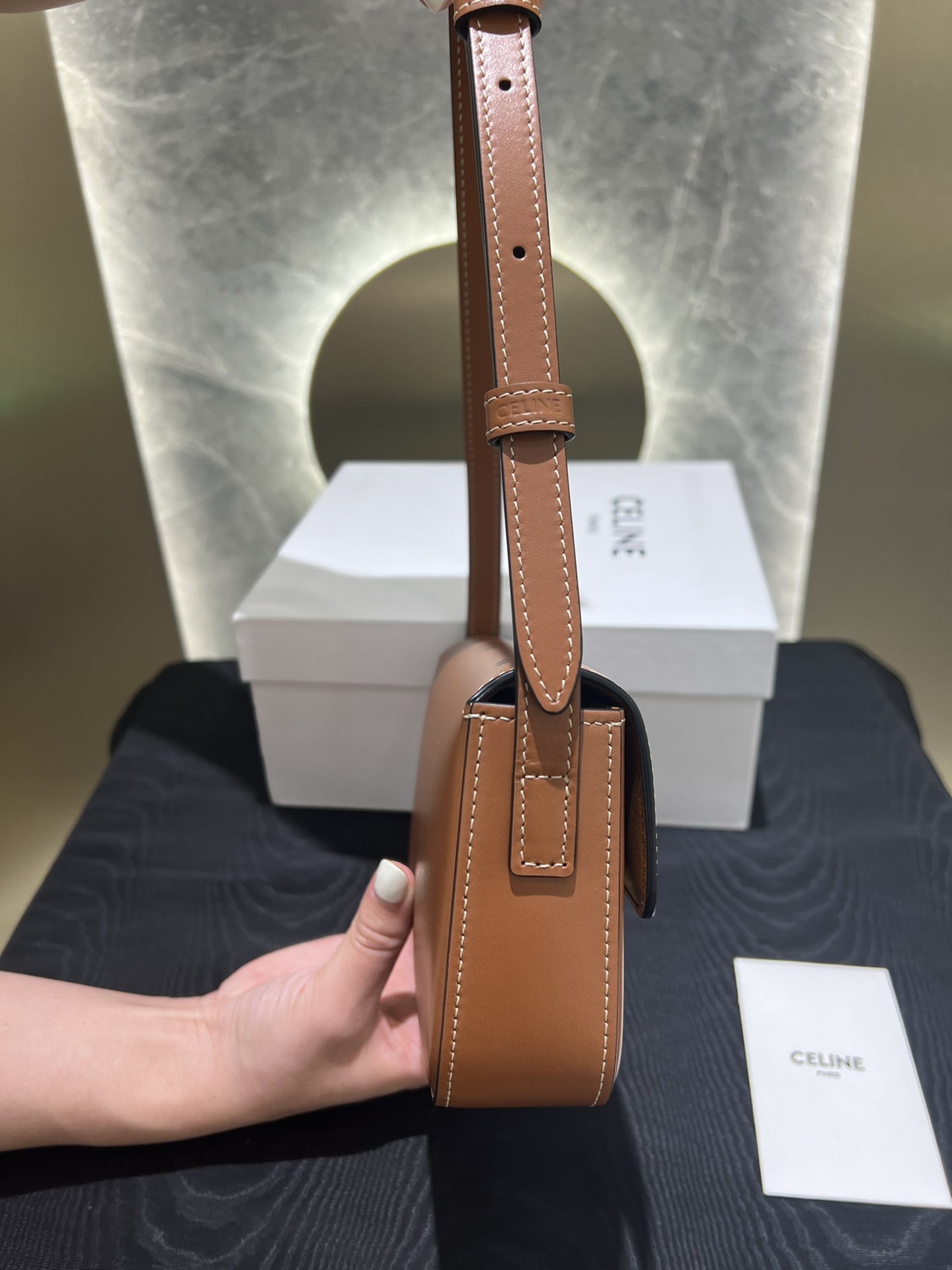 Túi Xách Celine Nữ Claude 194143 Màu Nâu 