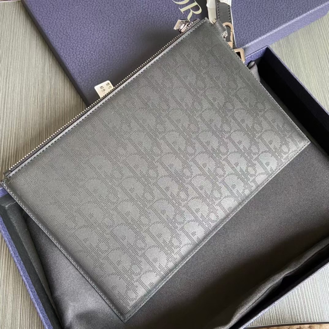 Clutch Cầm Tay Dior Nam Màu Đen 9906
