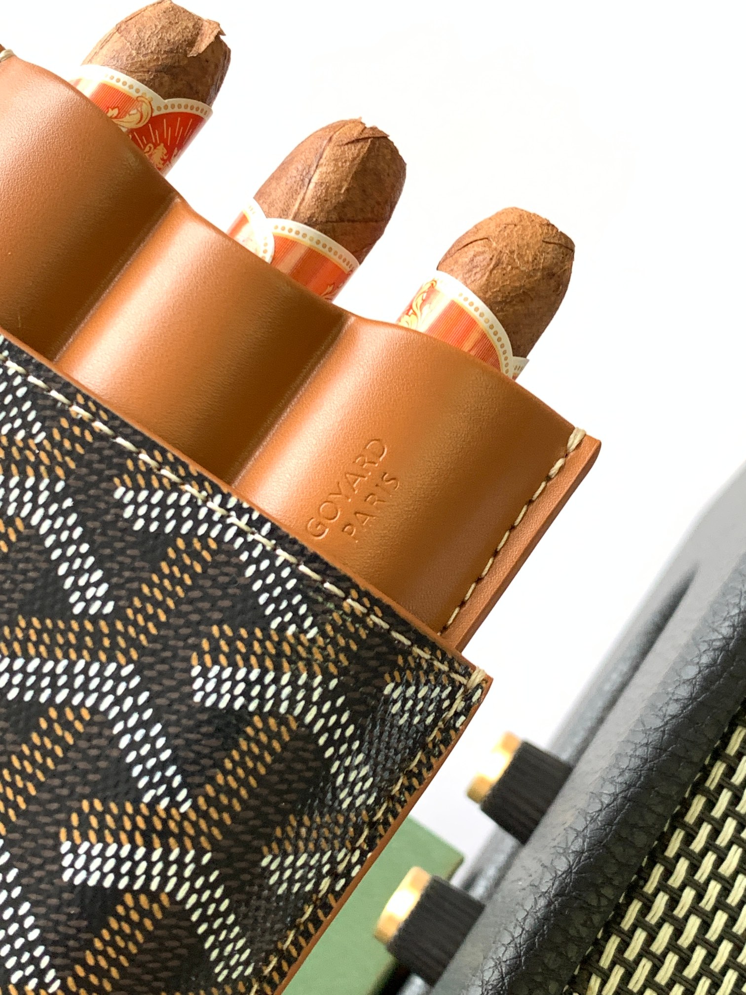 GOYARD CHURCHILL 8213 (brown)