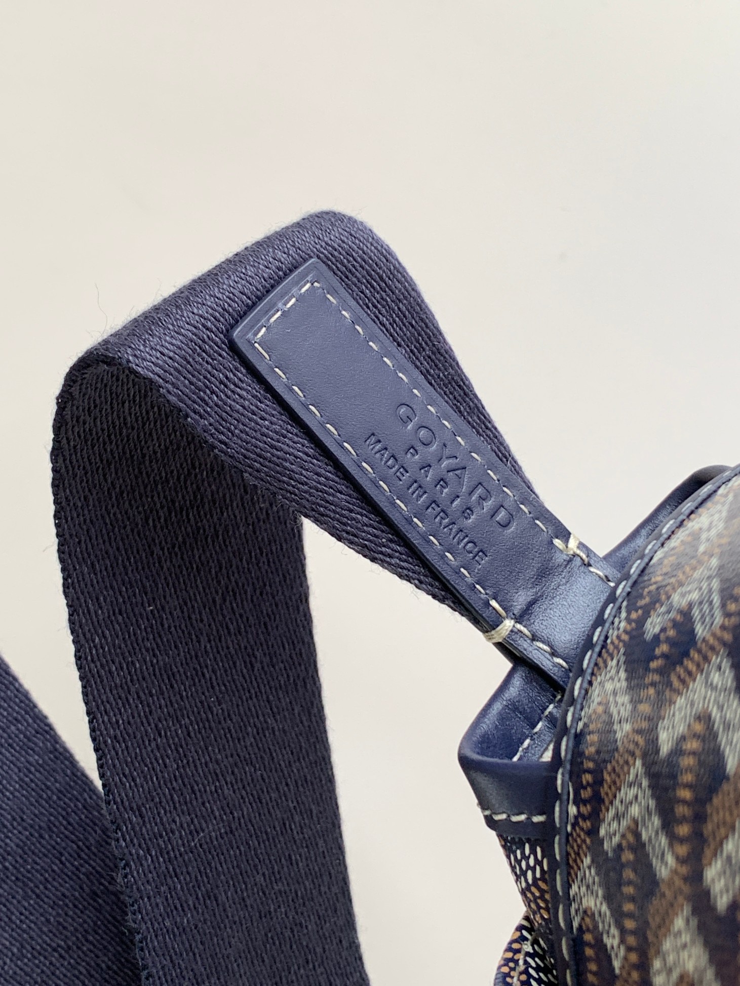 Túi xách Goyard 8130 màu xanh dương 