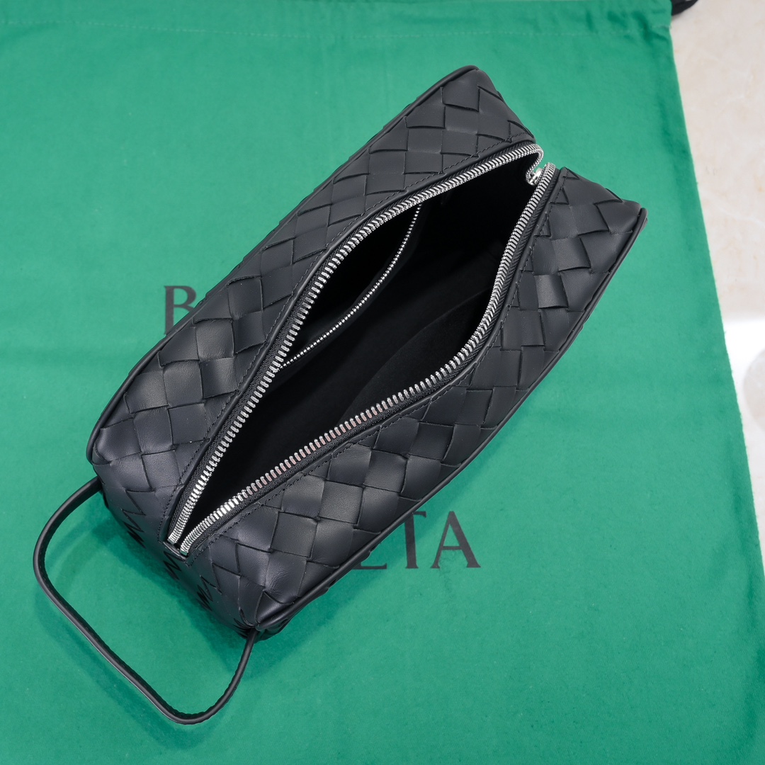 Túi Xách Nam Bottega Veneta 7799 Màu Đen 