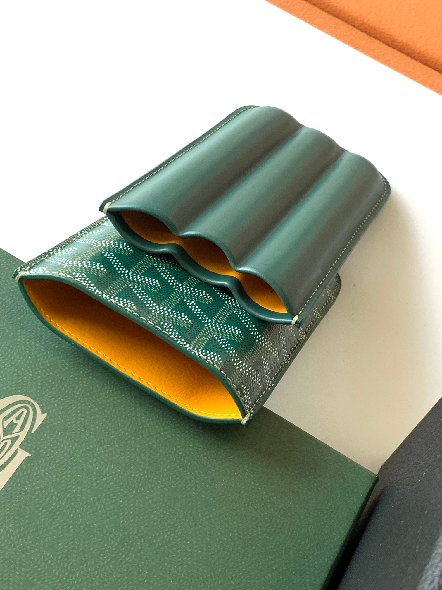 GOYARD CHURCHILL 8213 (GREEN)
