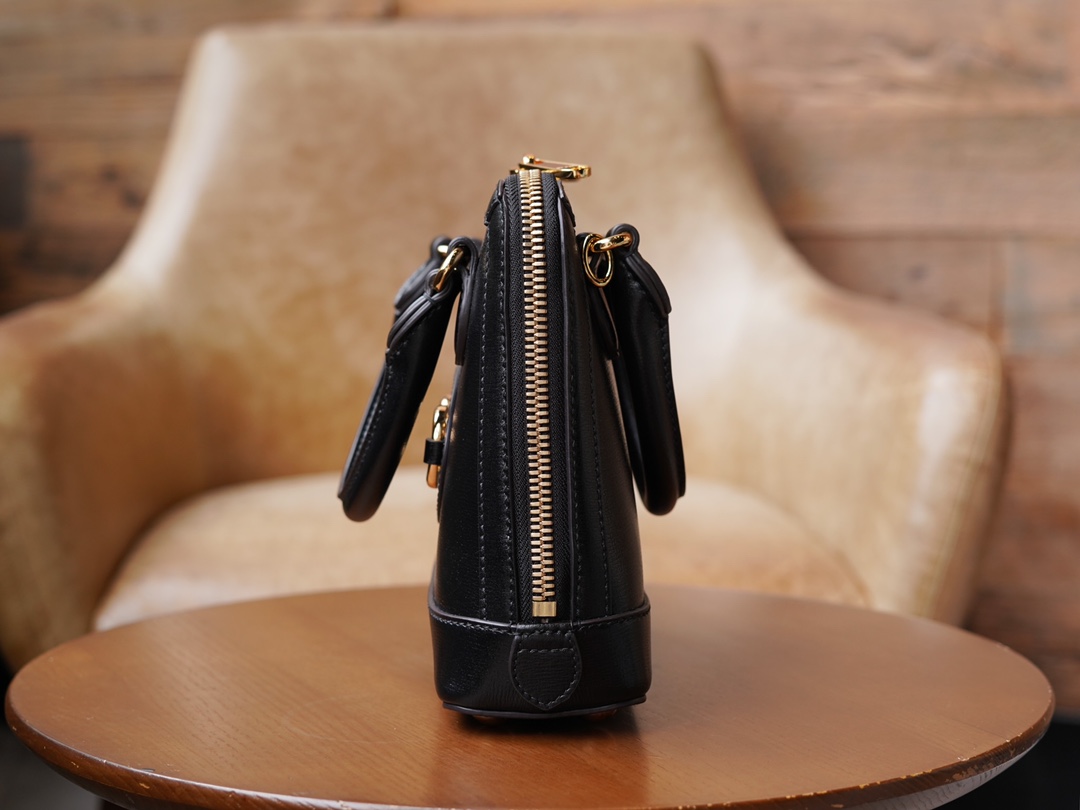 Túi Xách Nữ Mini Gucci Horsebit 1955 640716 Màu Đen 
