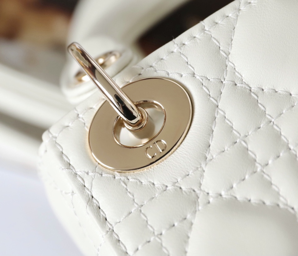 Túi Xách Nữ Lady Dior Mini Màu Trắng