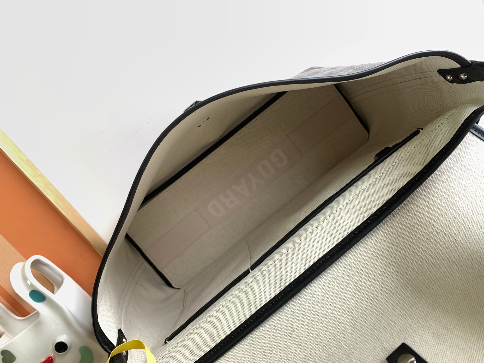 Túi xách Goyard 8130 màu đen