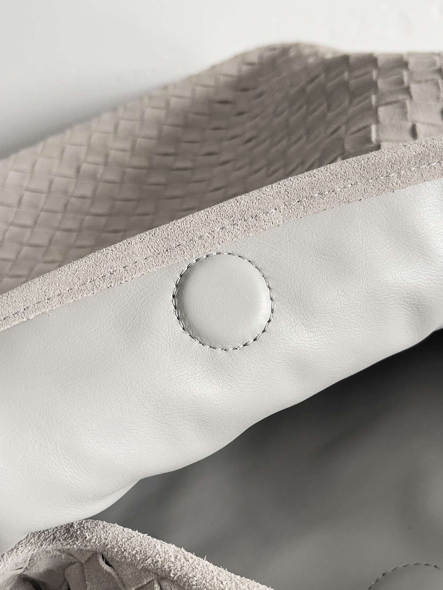 Túi Xách Bottega Veneta 763970 Màu Xám