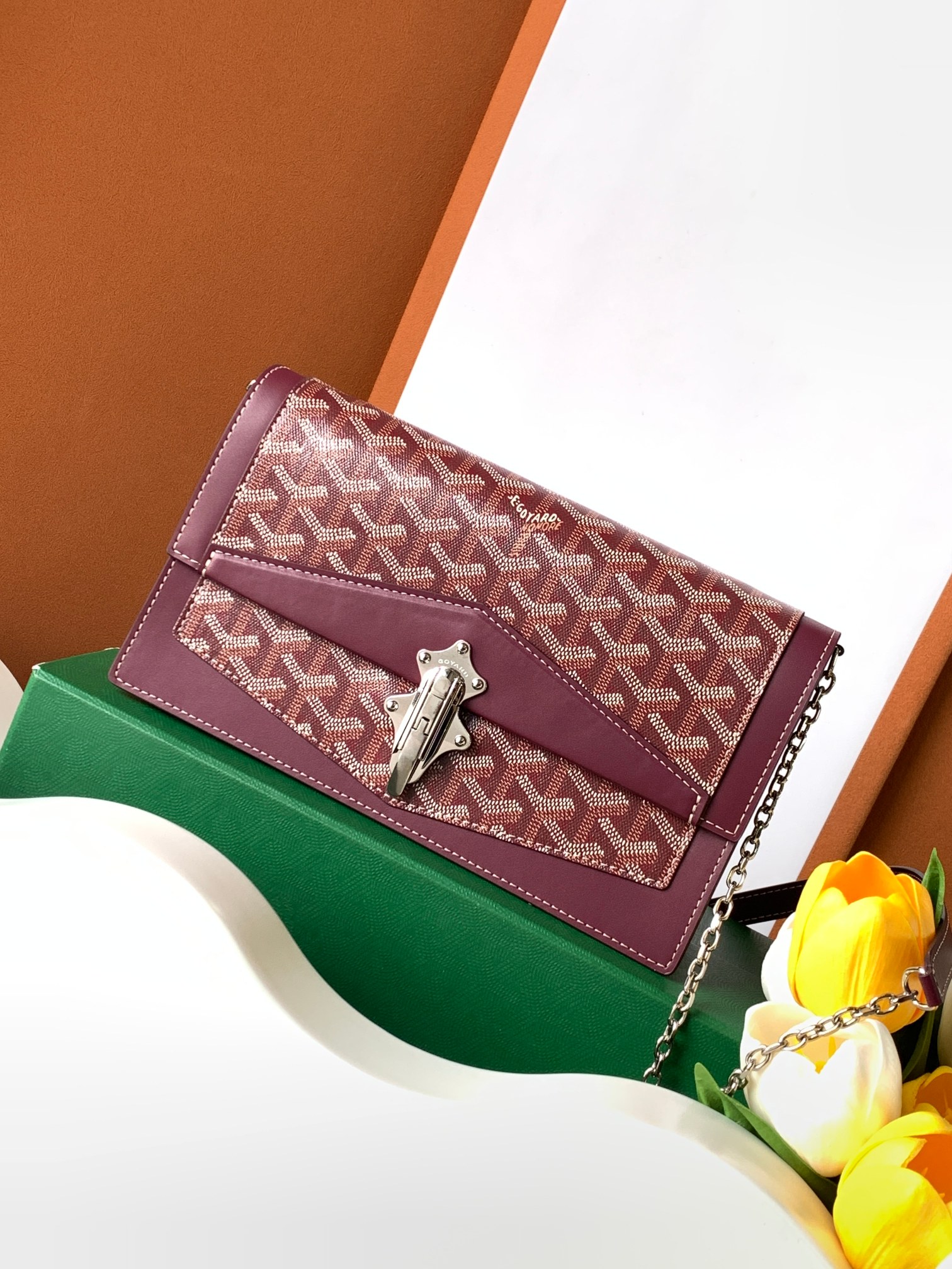 Goyard Duchesse Marie-Caroline 1100 (red)