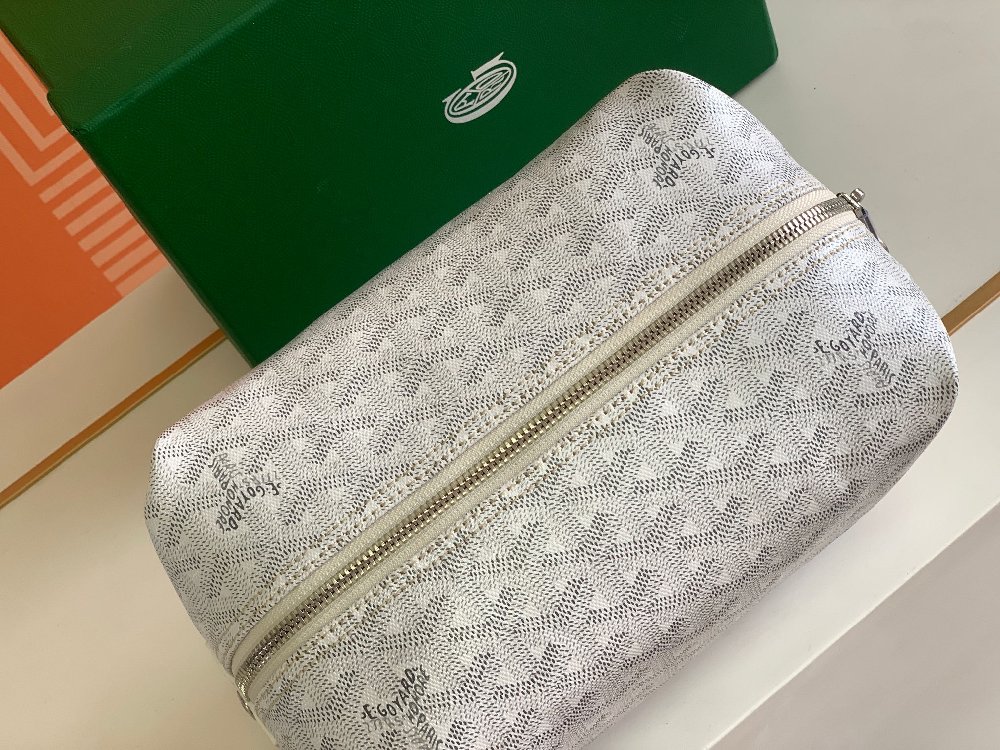 Goyard toilet ecrue bag 8829 (white)