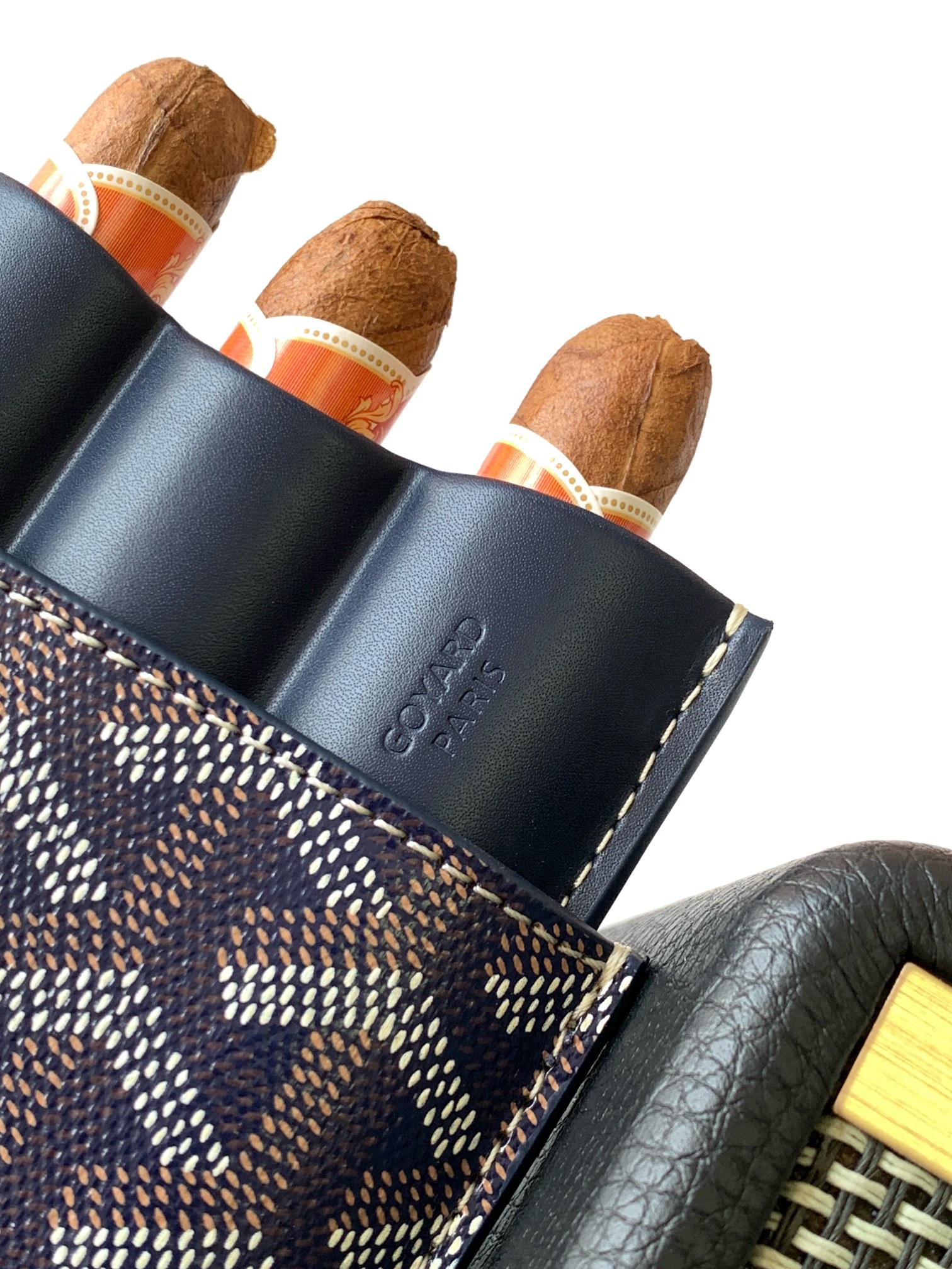 GOYARD CHURCHILL 8213 (BLACK)