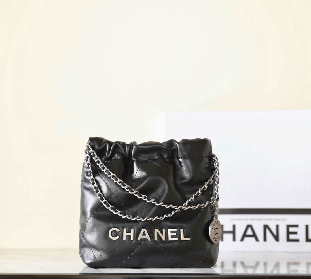 Túi xách Channel 22 bag đen dây bạc 