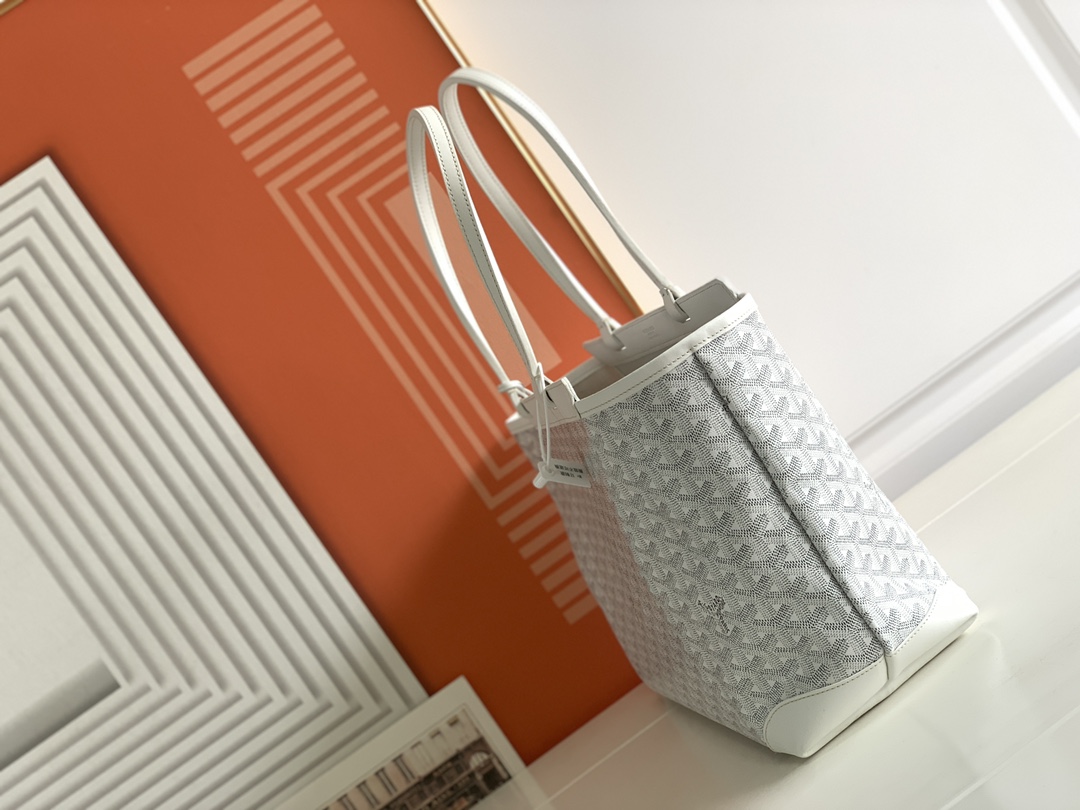 Goyard bellechasse 8031 (white)