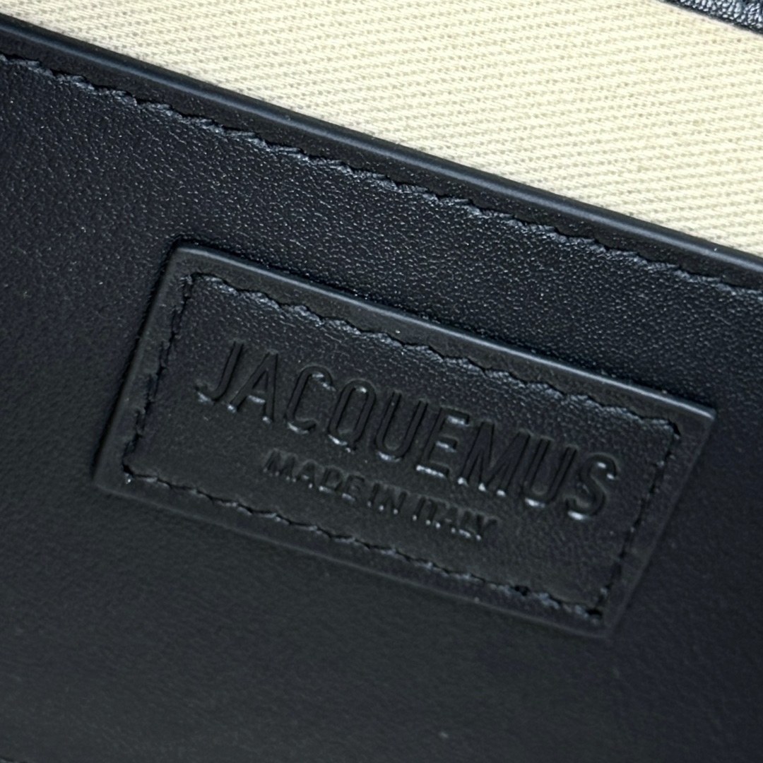 Túi Xách Nữ Jacquemus P98868 Màu Đen 
