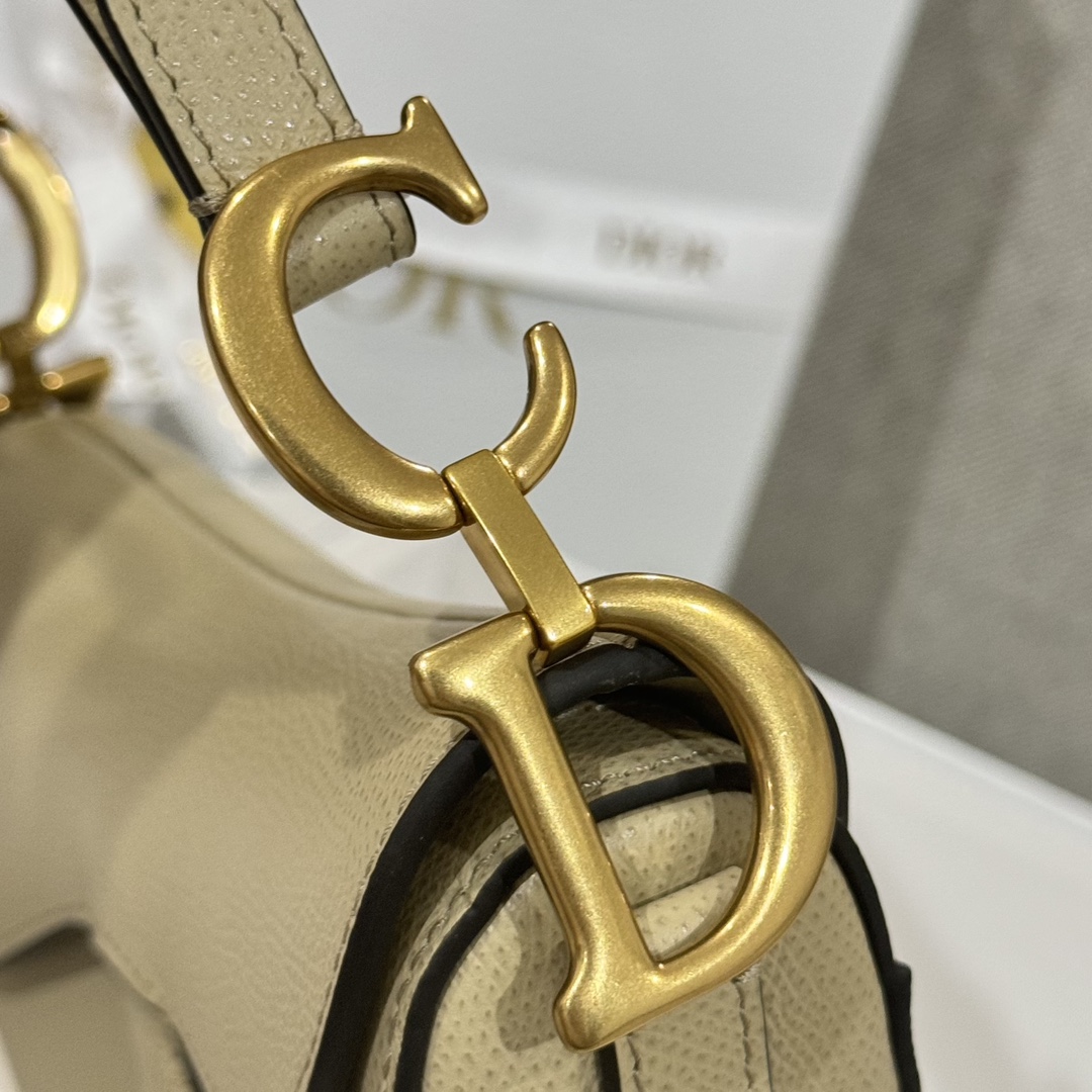 Túi Dior Sadle Nữ Màu Be