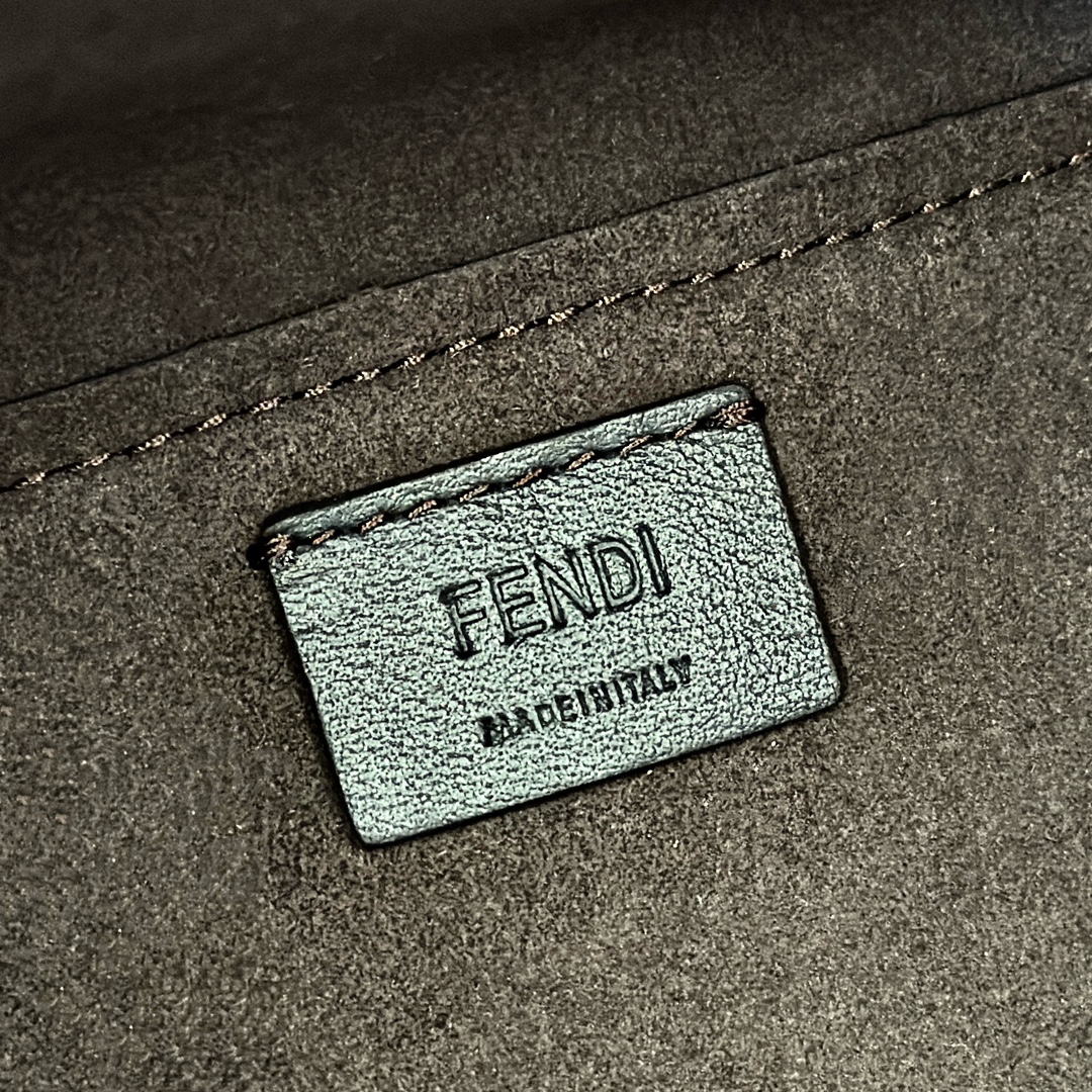 TÚI XÁCH NỮ FENDI 8626s 