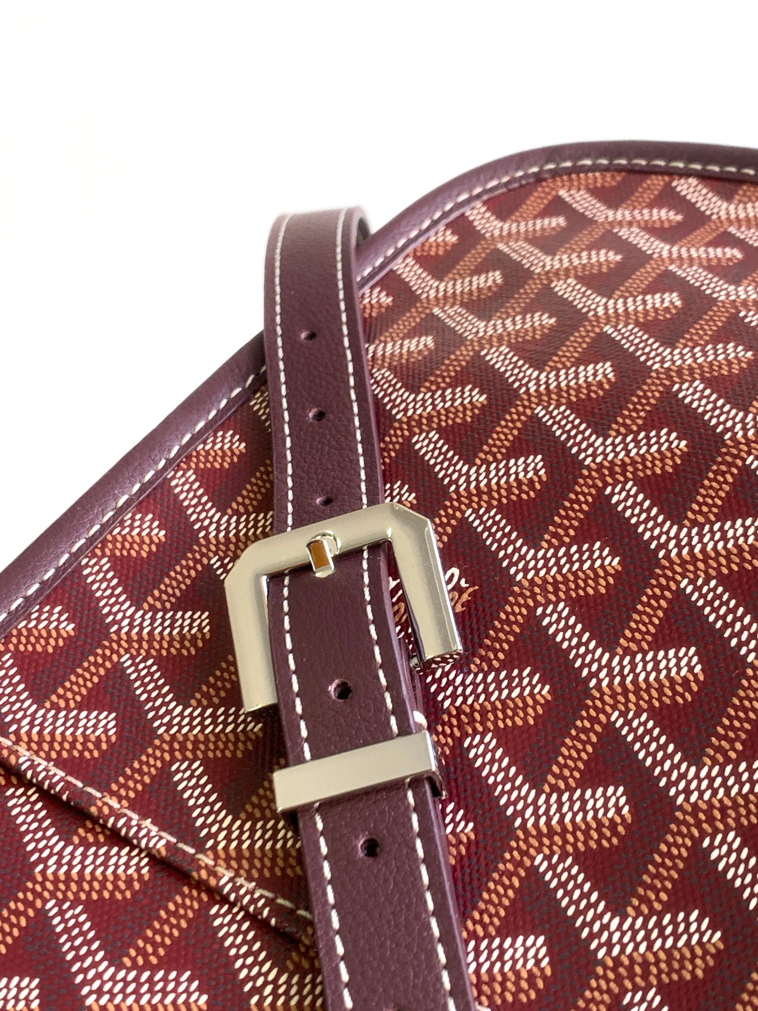 Túi Xách Nam Goyard Belvedere 8023 Màu Đỏ Đô 