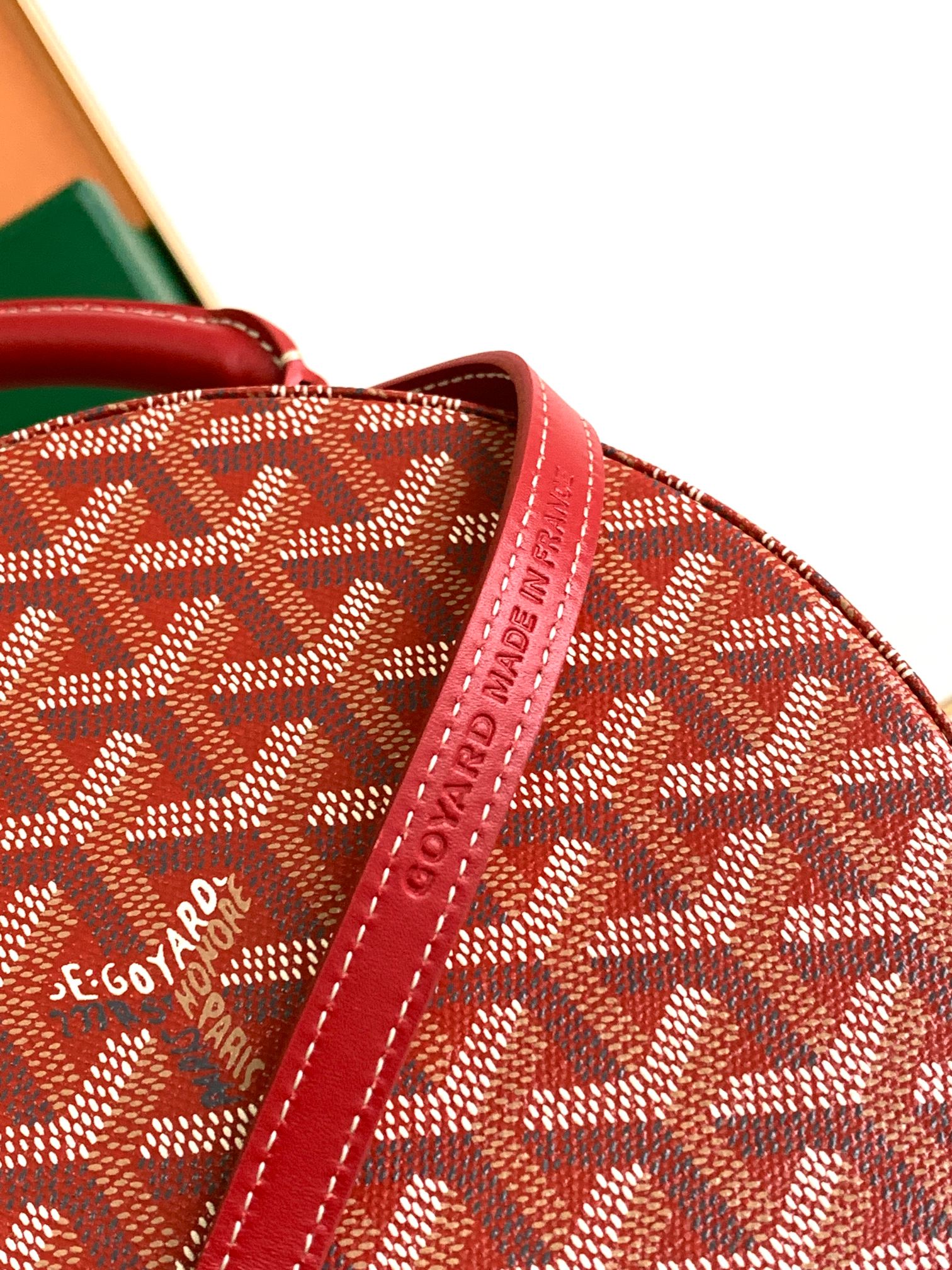 Goyard Alto 8115 (red)