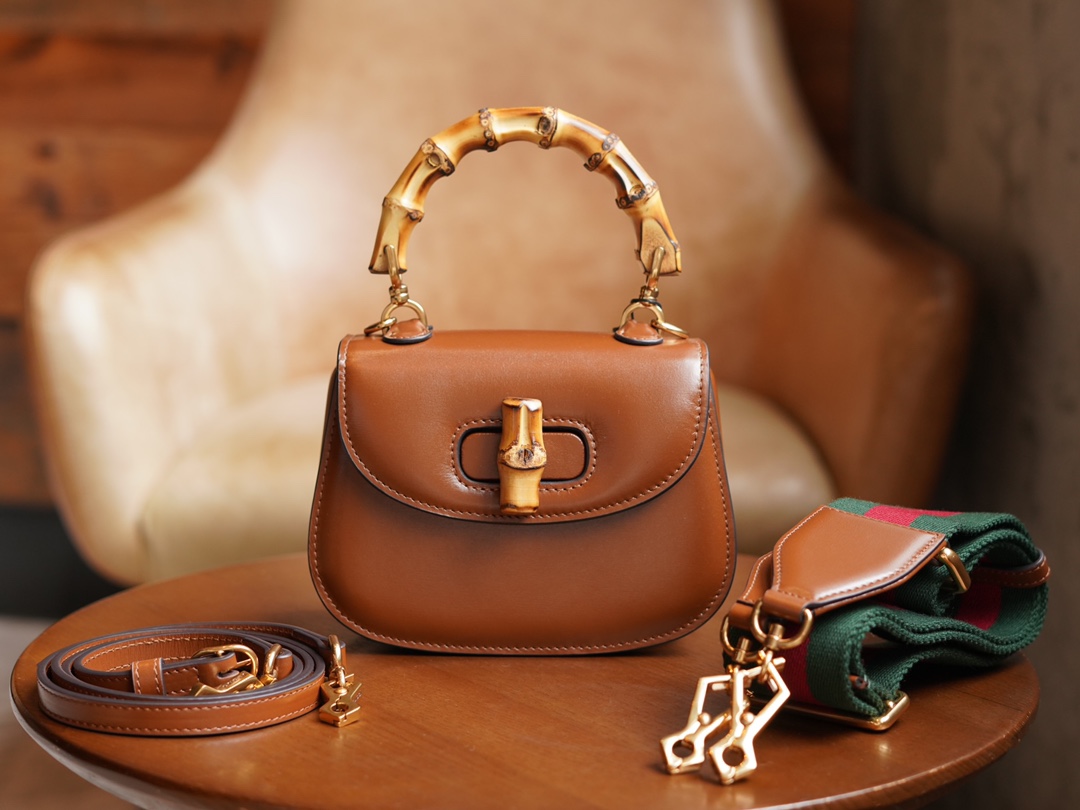 Túi Xách Nữ Gucci Bamboo 1947 686864 Màu Nâu