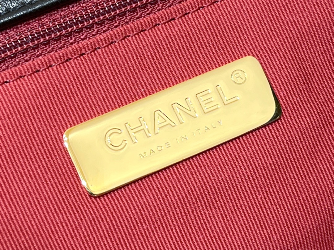 Balo Chanel AS4223 Màu Đen 