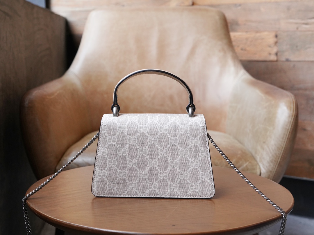 Dionysus 702529 (Logo white)
