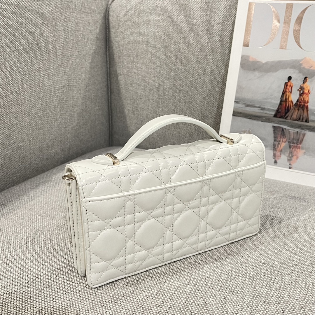 Túi Xách Nữ Dior WOC Màu Trắng