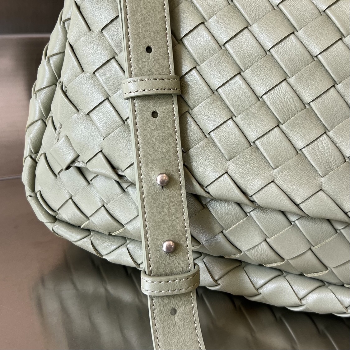 Túi xách nữ bottega veneta màu rêu 755659