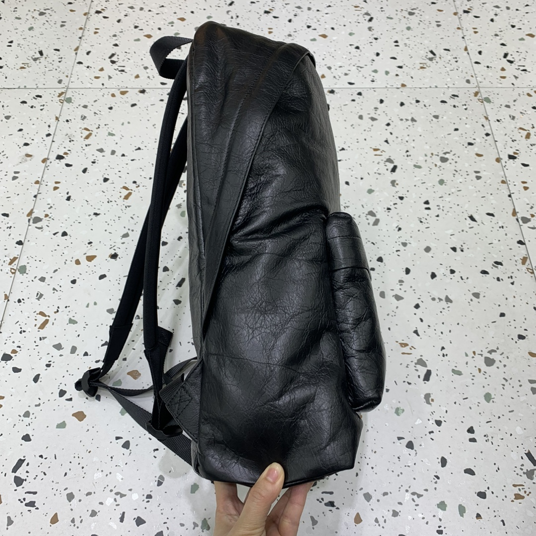Balo nam nữ Balenciaga màu đen 180100