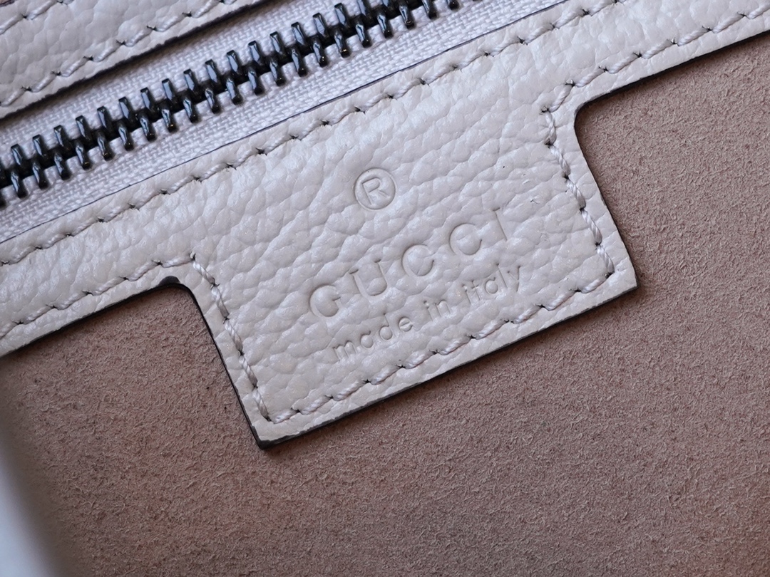 Gucci Cosmogonie 726274 (White) 