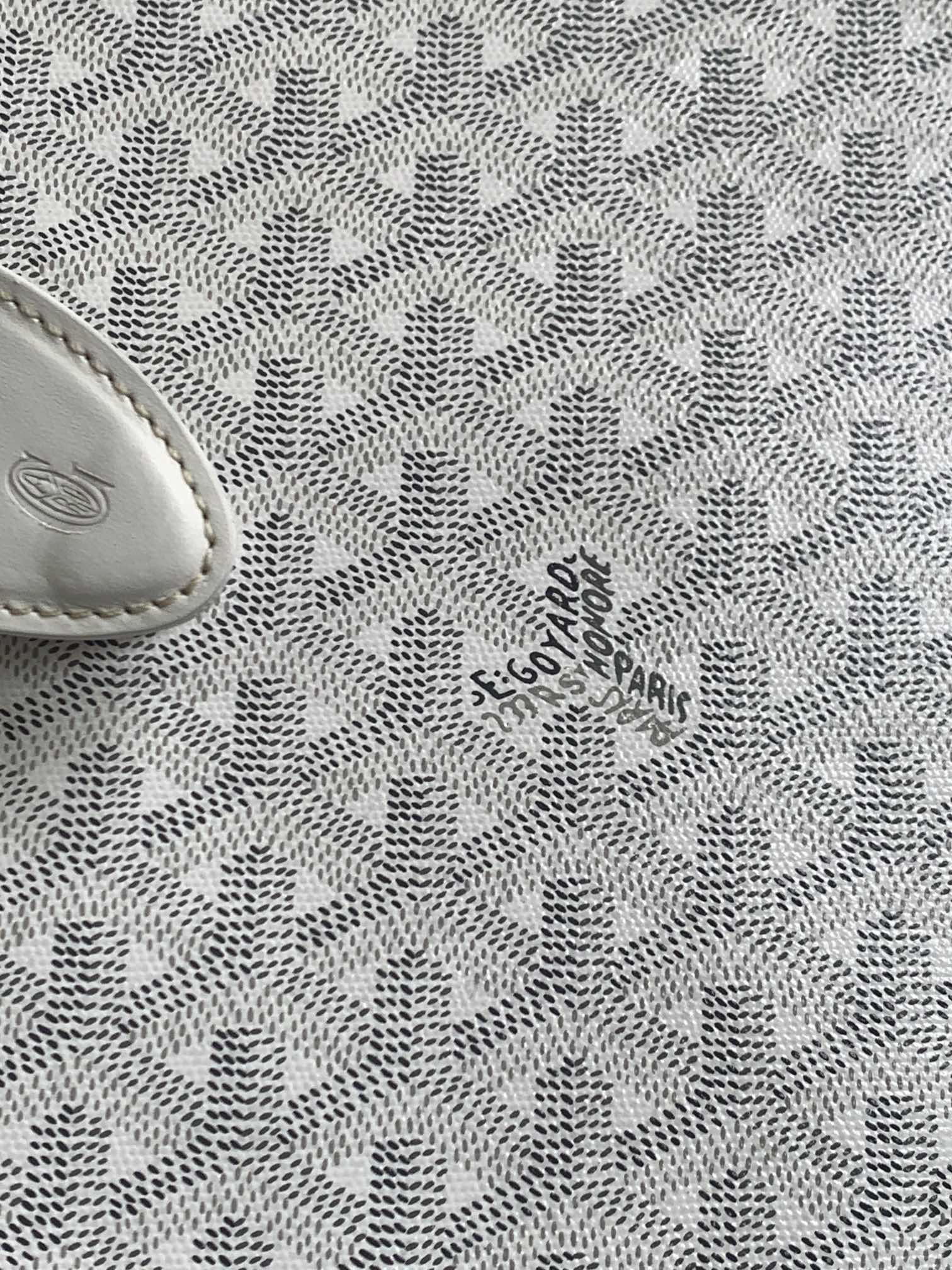 Goyard bellechasse 8031 (white)