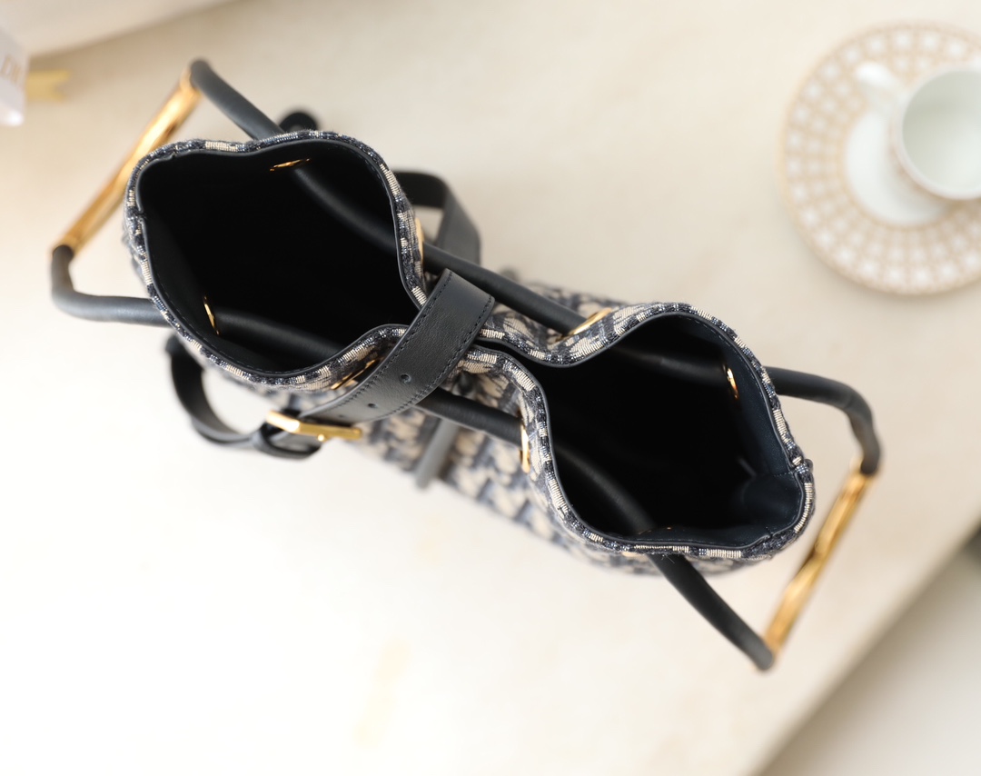 Túi Xách Nữ Dior Nolita