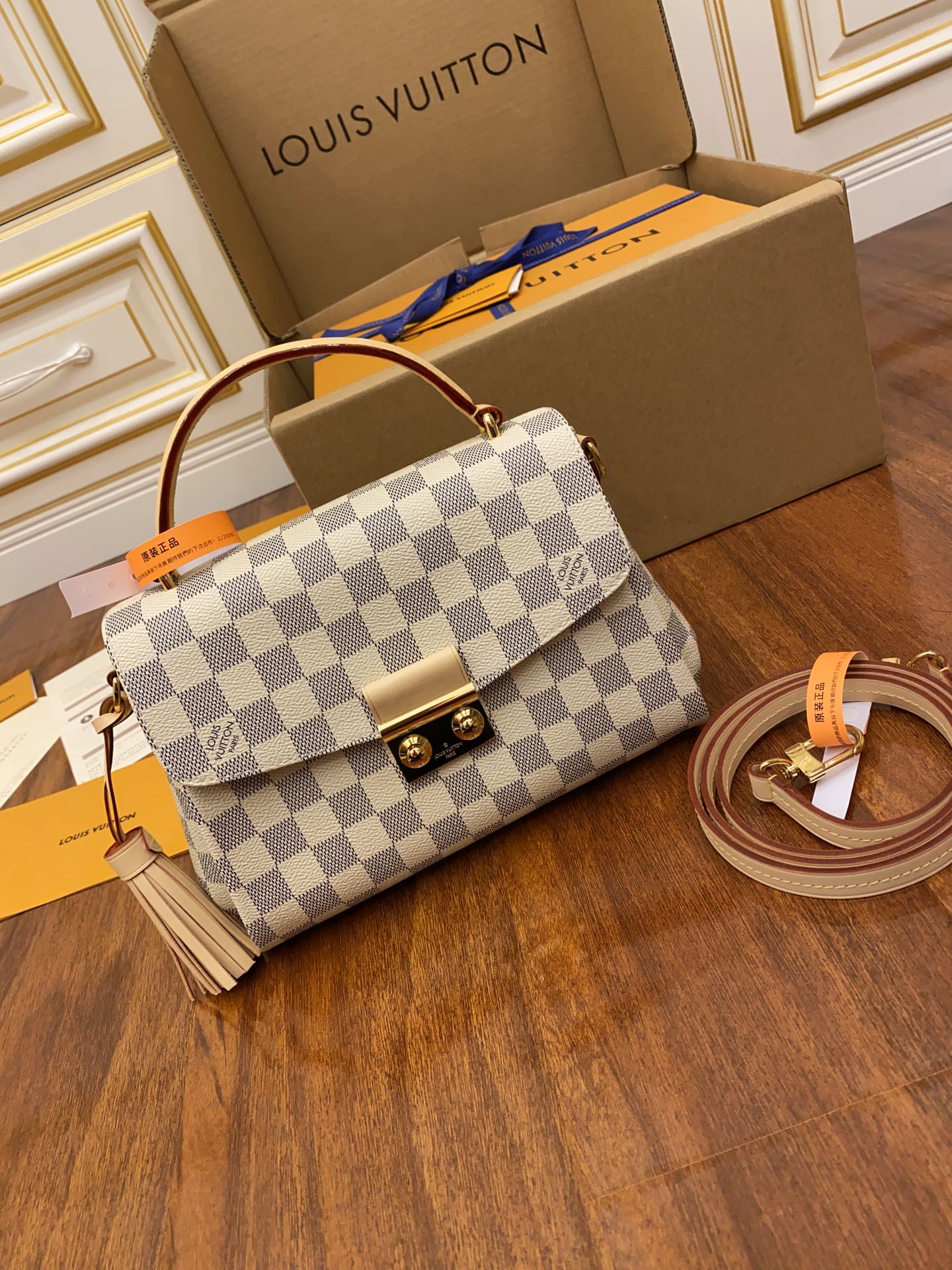 CROISETTE DAMIER M41581
