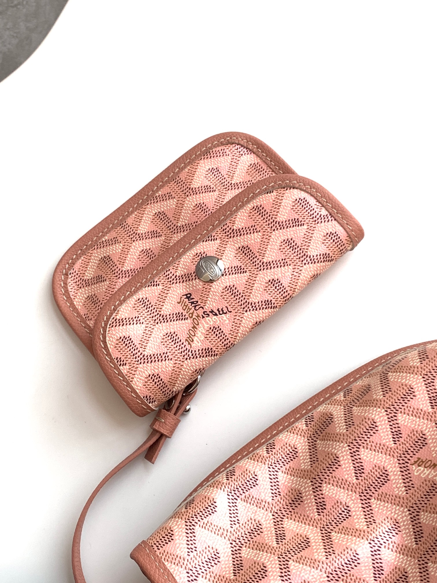 Túi xách Goyard 8003 màu hồng 
