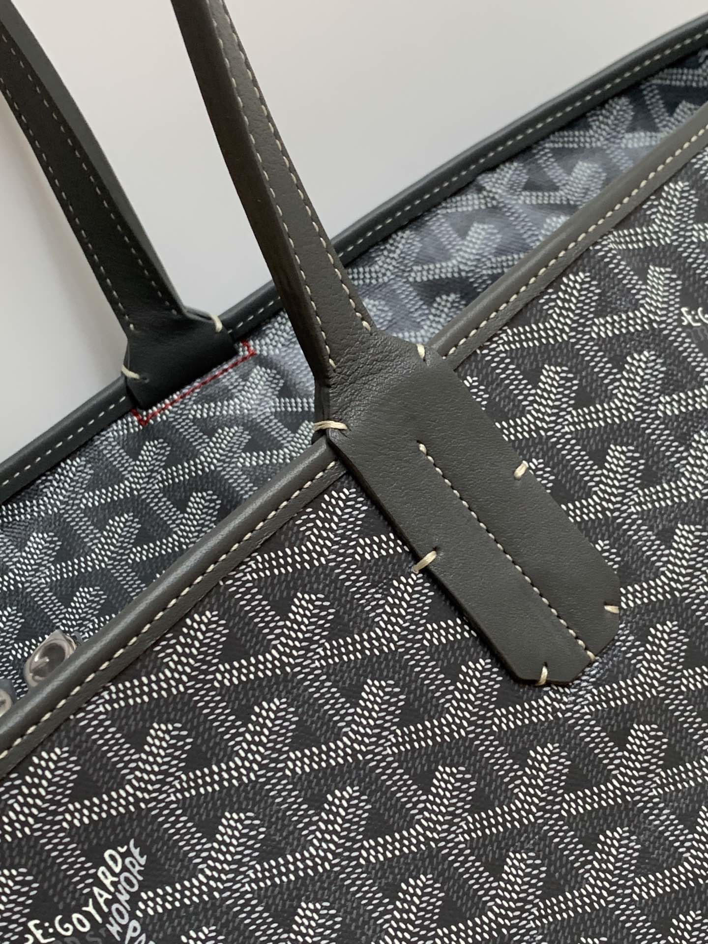 Túi xách Goyard 8022850 màu xám 