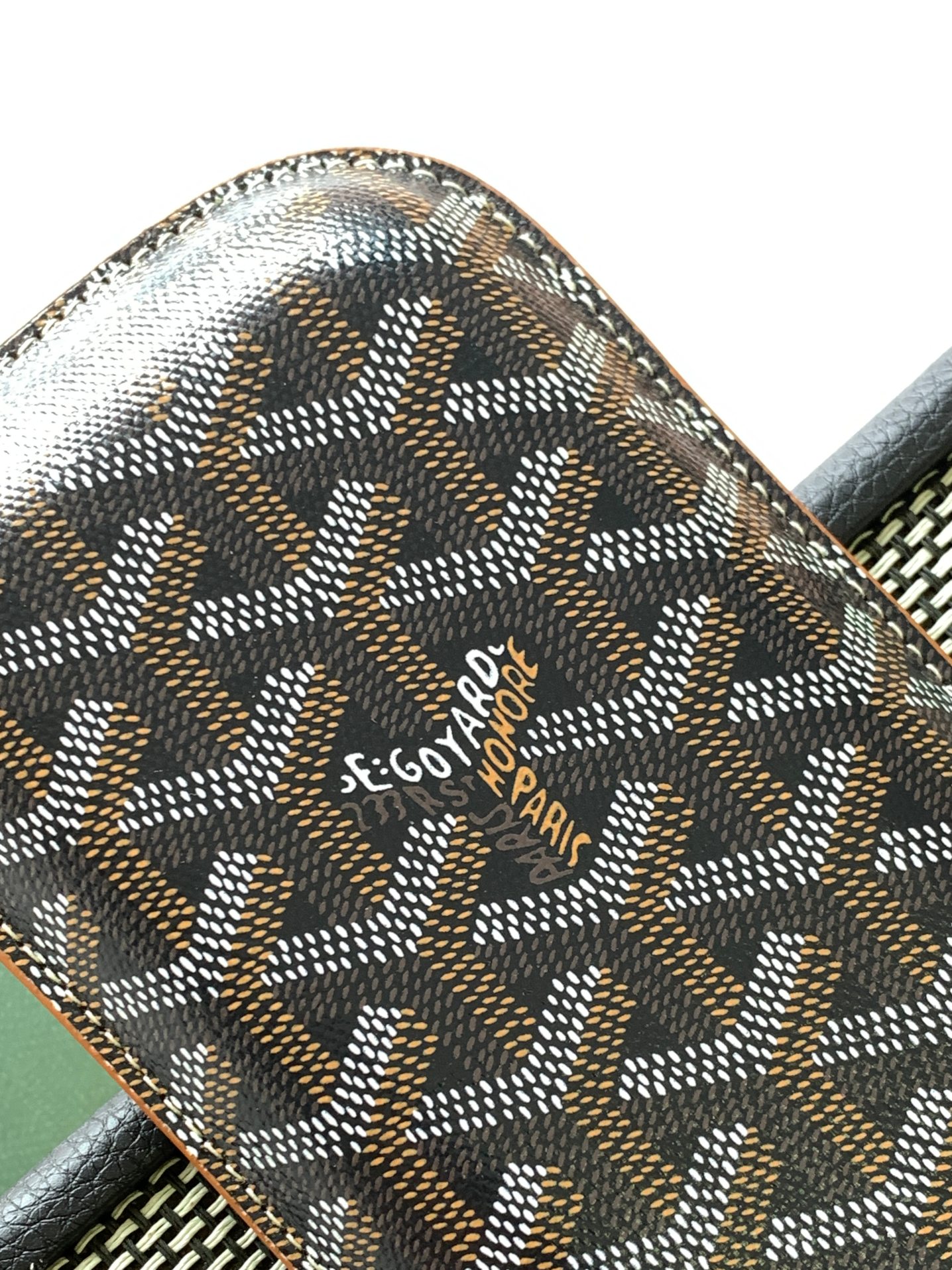 GOYARD CHURCHILL 8213 (brown)