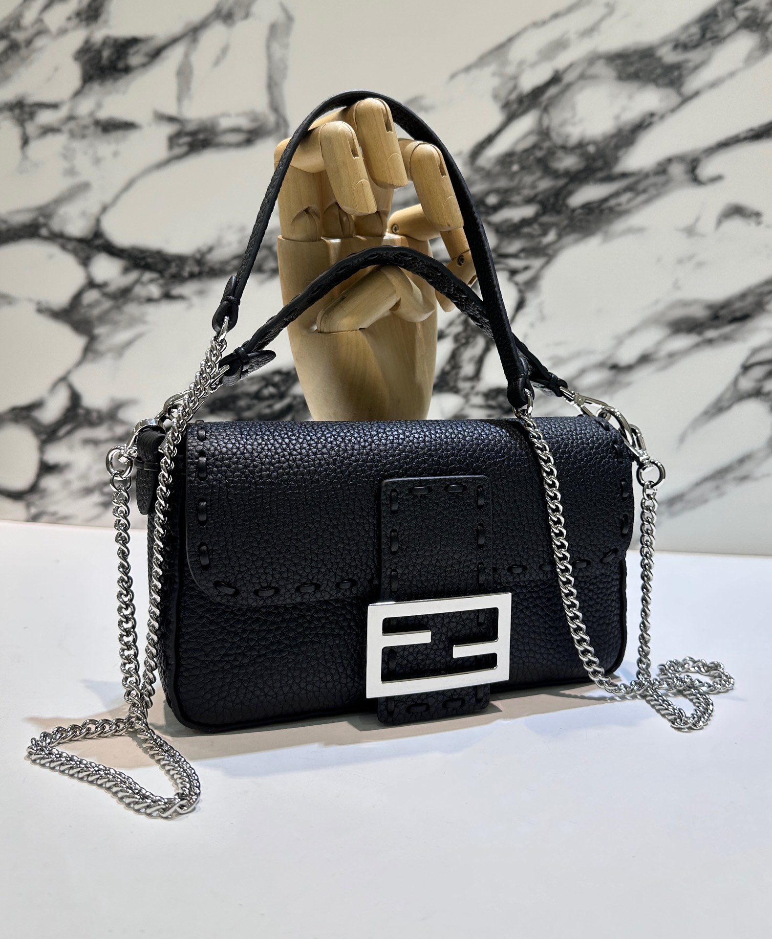 TÚI XÁCH NỮ FENDI 8610s